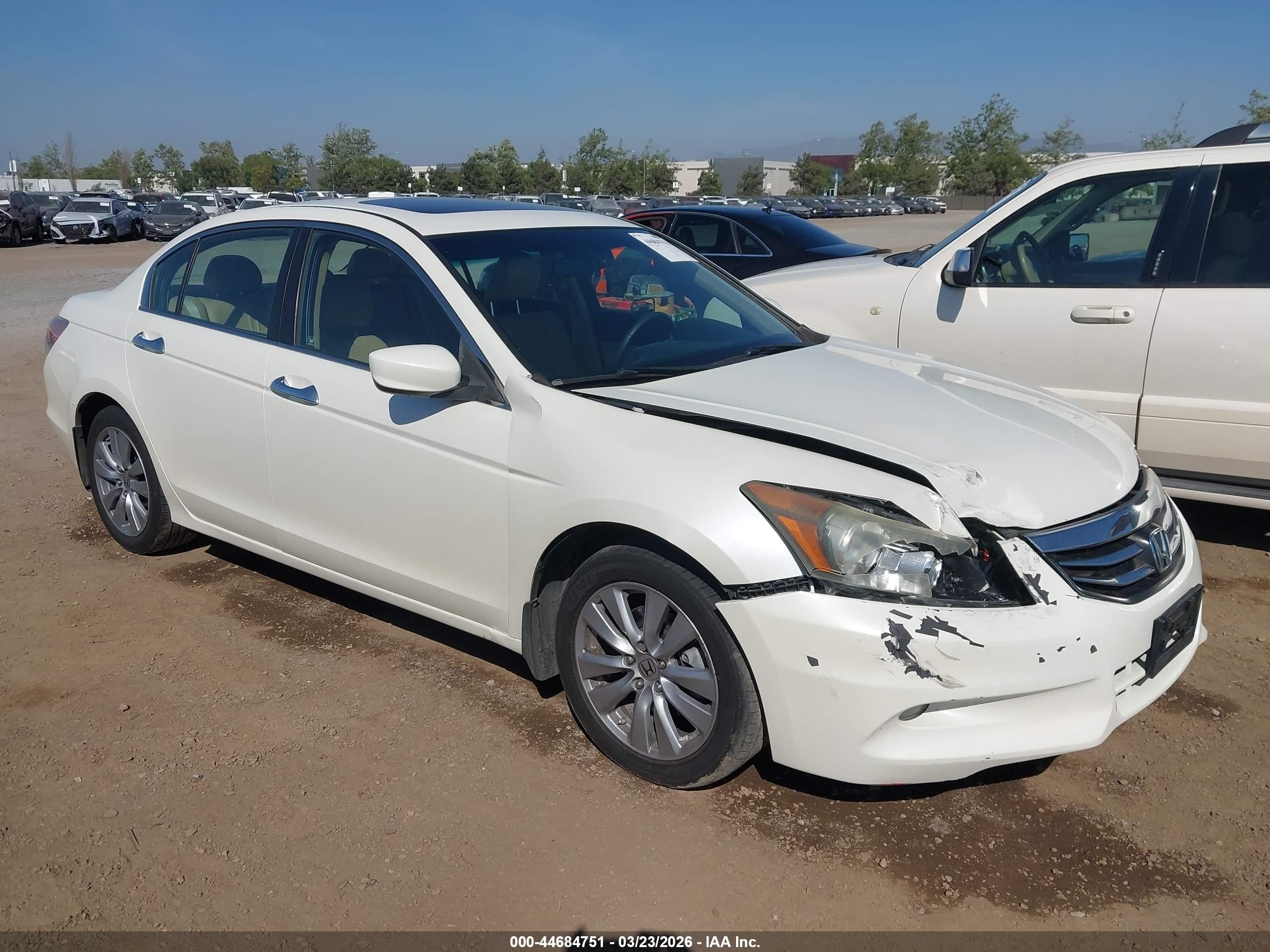2011 Honda Accord 3.5 Ex-l White vin: 1HGCP3F82BA006324