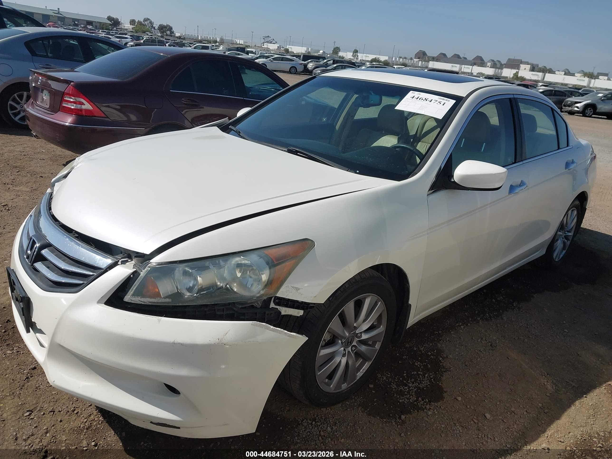 2011 Honda Accord 3.5 Ex-l White vin: 1HGCP3F82BA006324