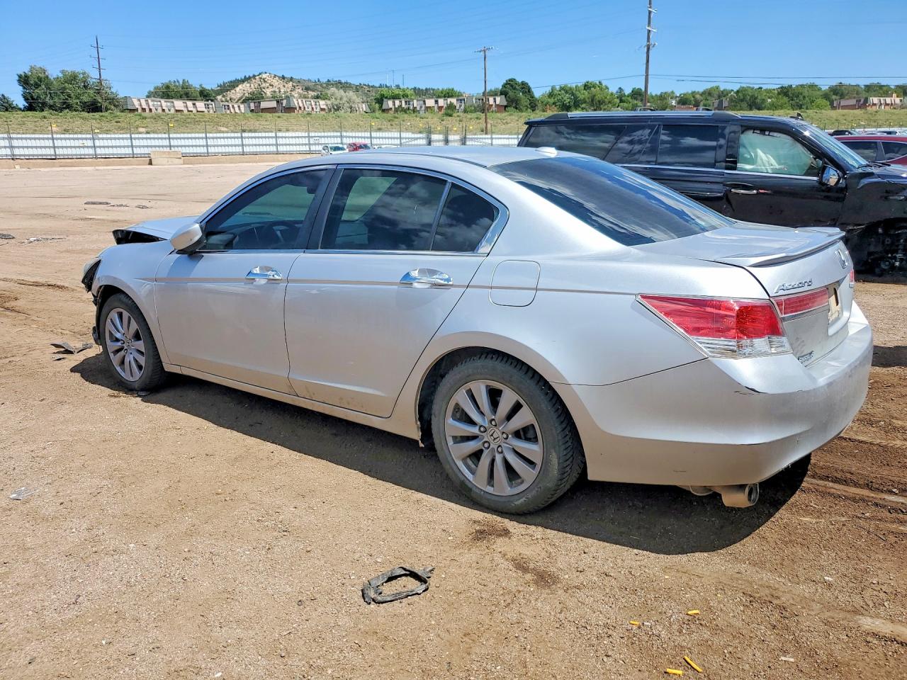 2011 Honda Accord Exl Silver vin: 1HGCP3F82BA009949