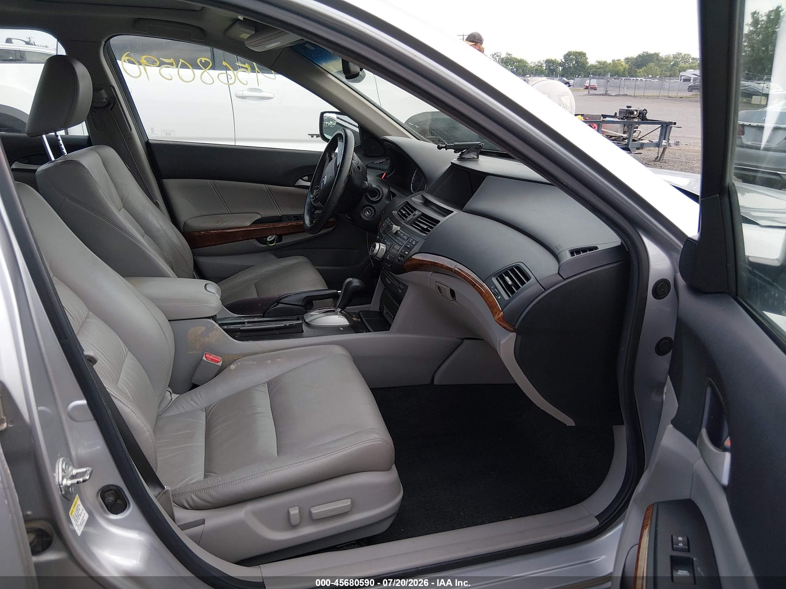 2011 Honda Accord 3.5 Ex-l Silver vin: 1HGCP3F82BA010633