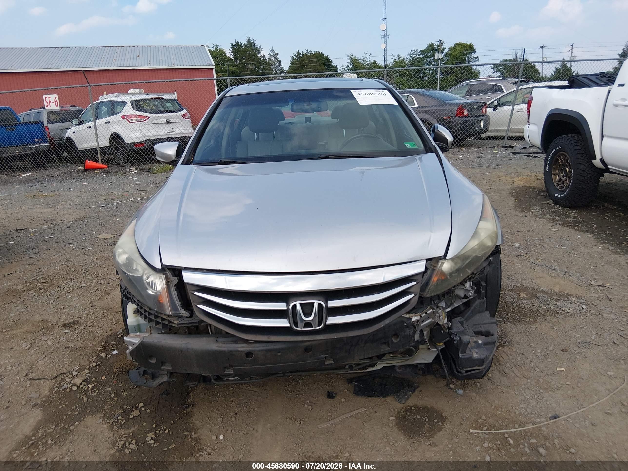 2011 Honda Accord 3.5 Ex-l Silver vin: 1HGCP3F82BA010633