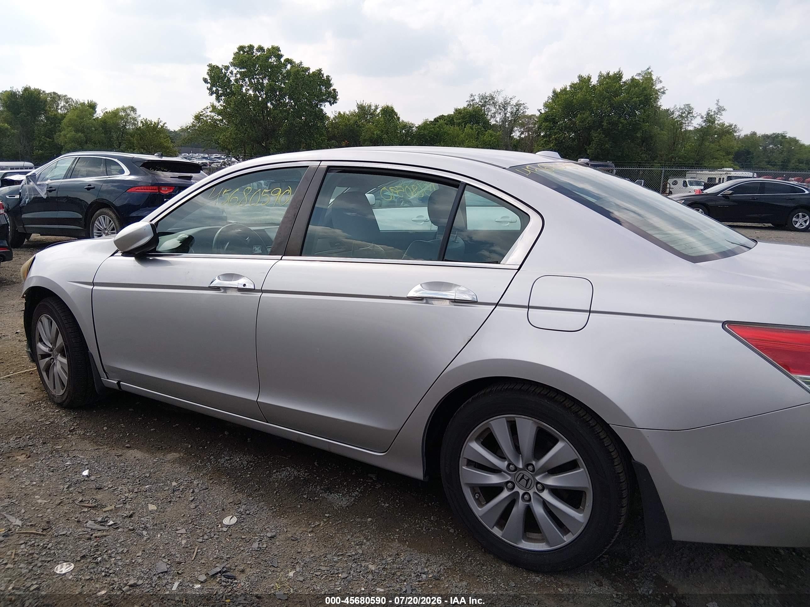 2011 Honda Accord 3.5 Ex-l Silver vin: 1HGCP3F82BA010633