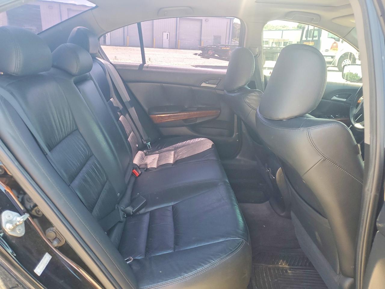 2011 Honda Accord Exl Black vin: 1HGCP3F82BA013371