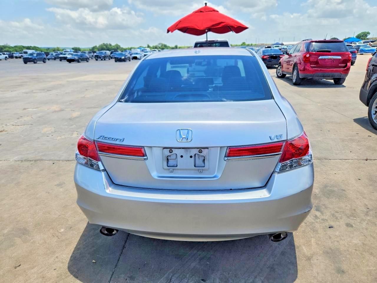 2011 Honda Accord Exl Silver vin: 1HGCP3F82BA017825