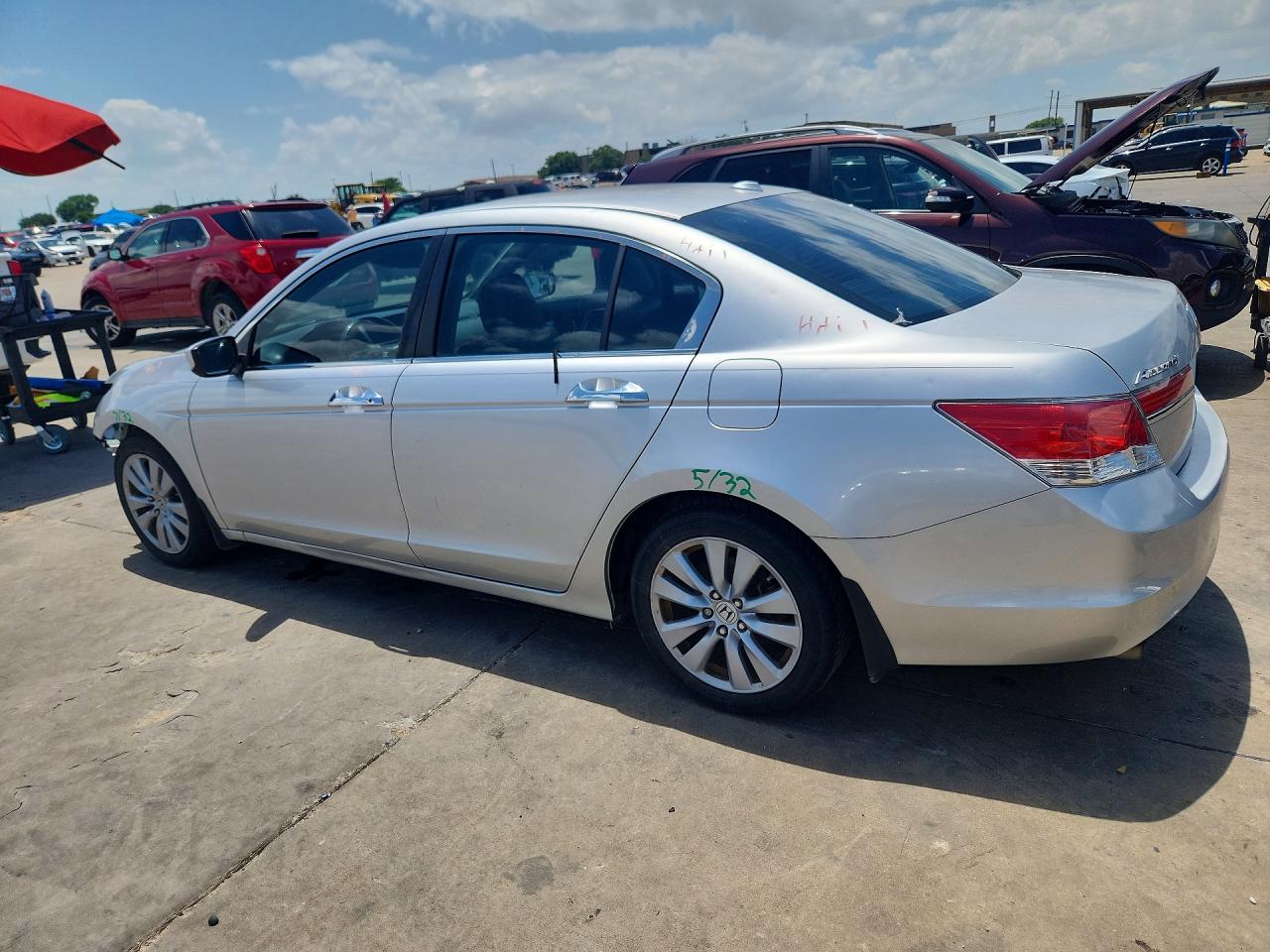 2011 Honda Accord Exl Silver vin: 1HGCP3F82BA017825