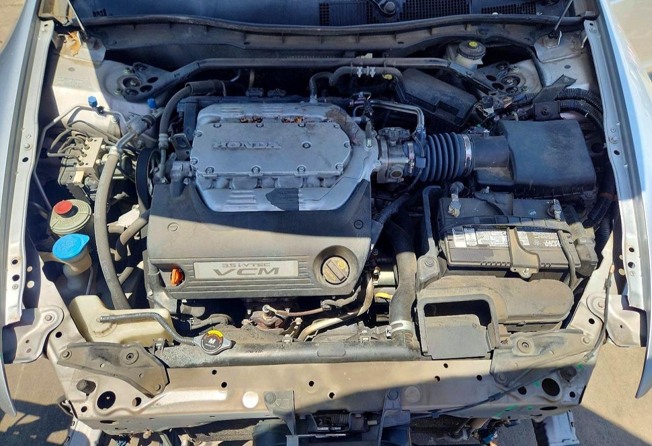 2011 Honda Accord Exl Silver vin: 1HGCP3F82BA017825