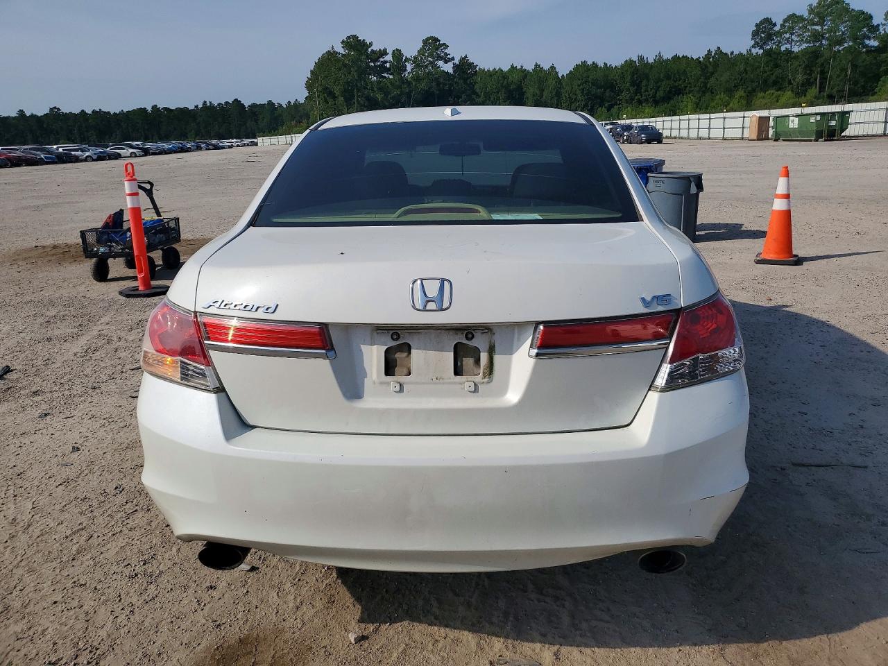 2011 Honda Accord Exl White vin: 1HGCP3F82BA024208