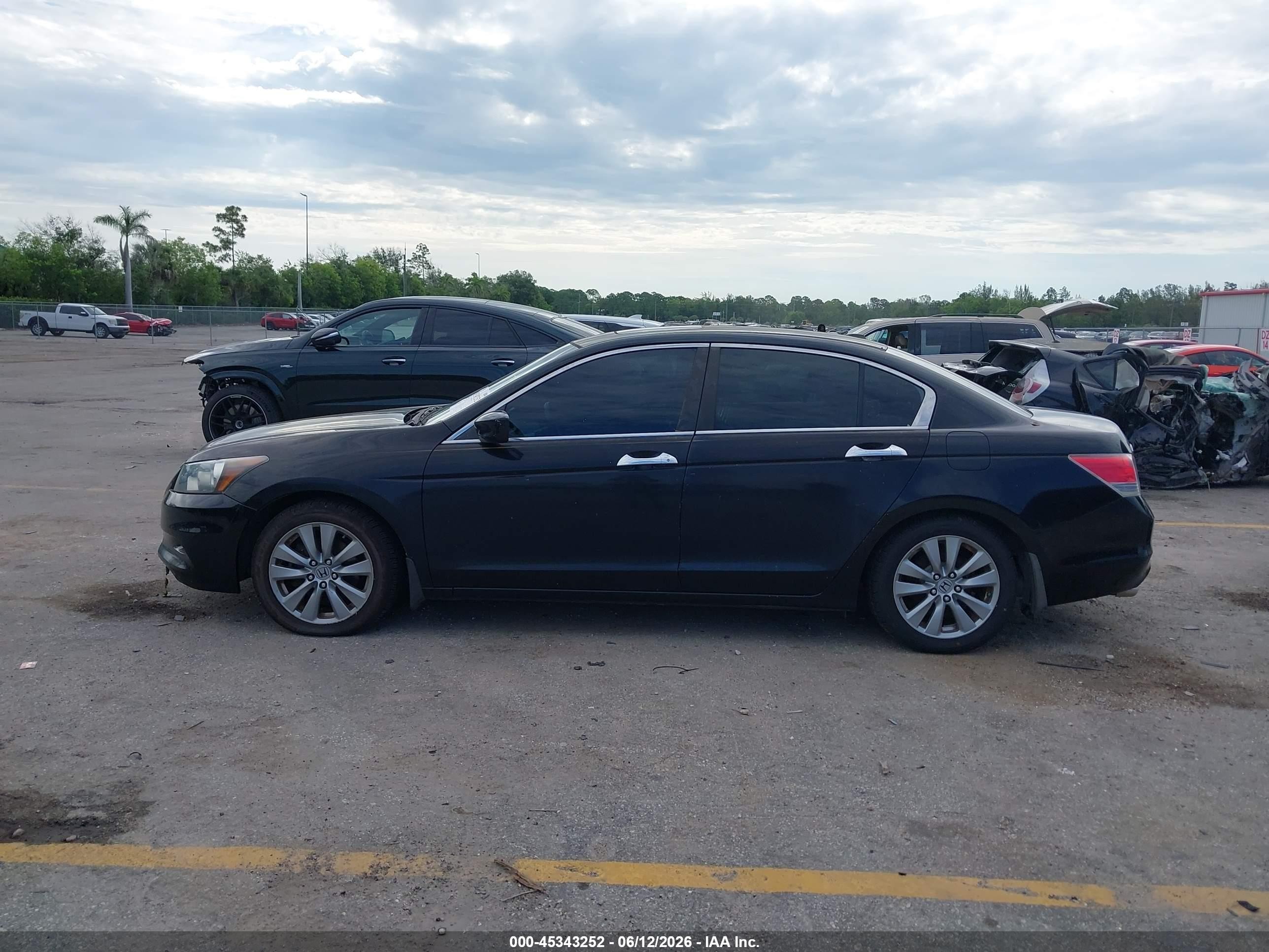 2011 Honda Accord 3.5 Ex-l Black vin: 1HGCP3F82BA029411