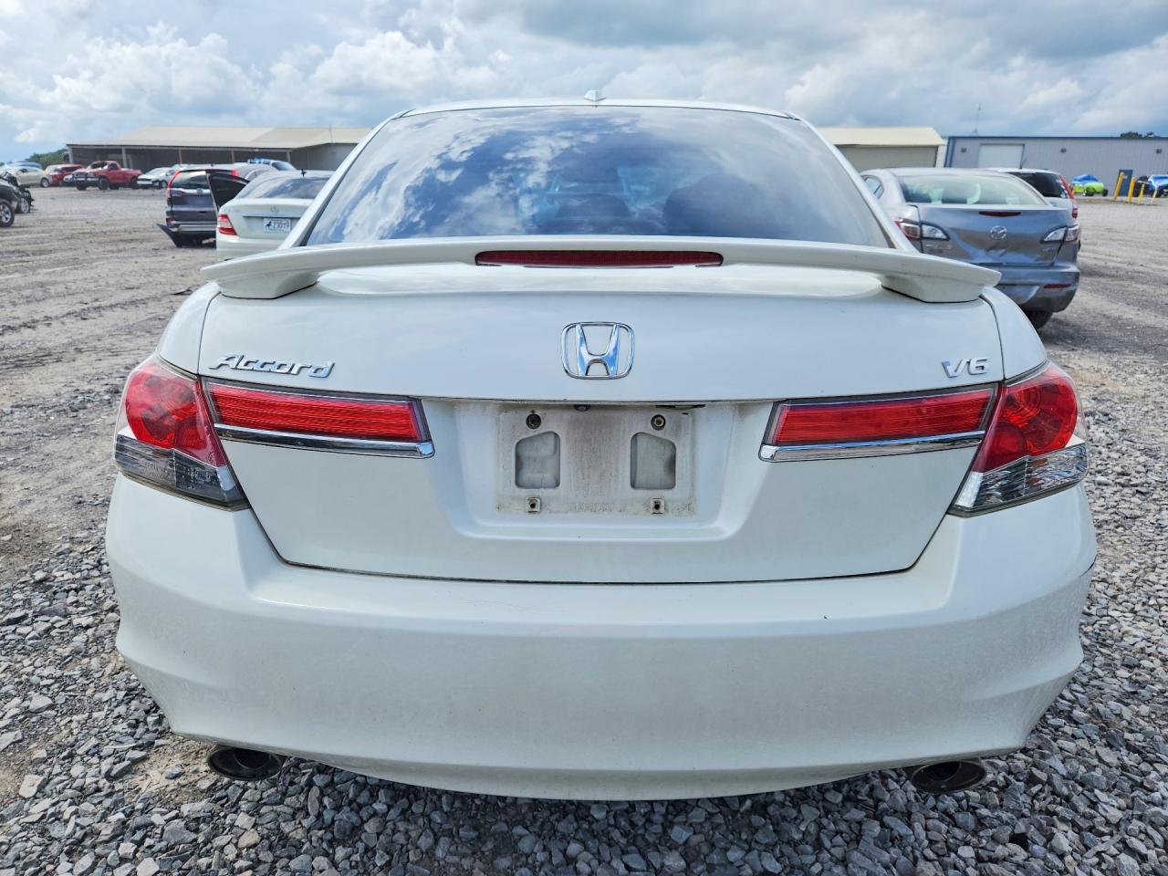 2011 Honda Accord Exl Белый vin: 1HGCP3F82BA031093