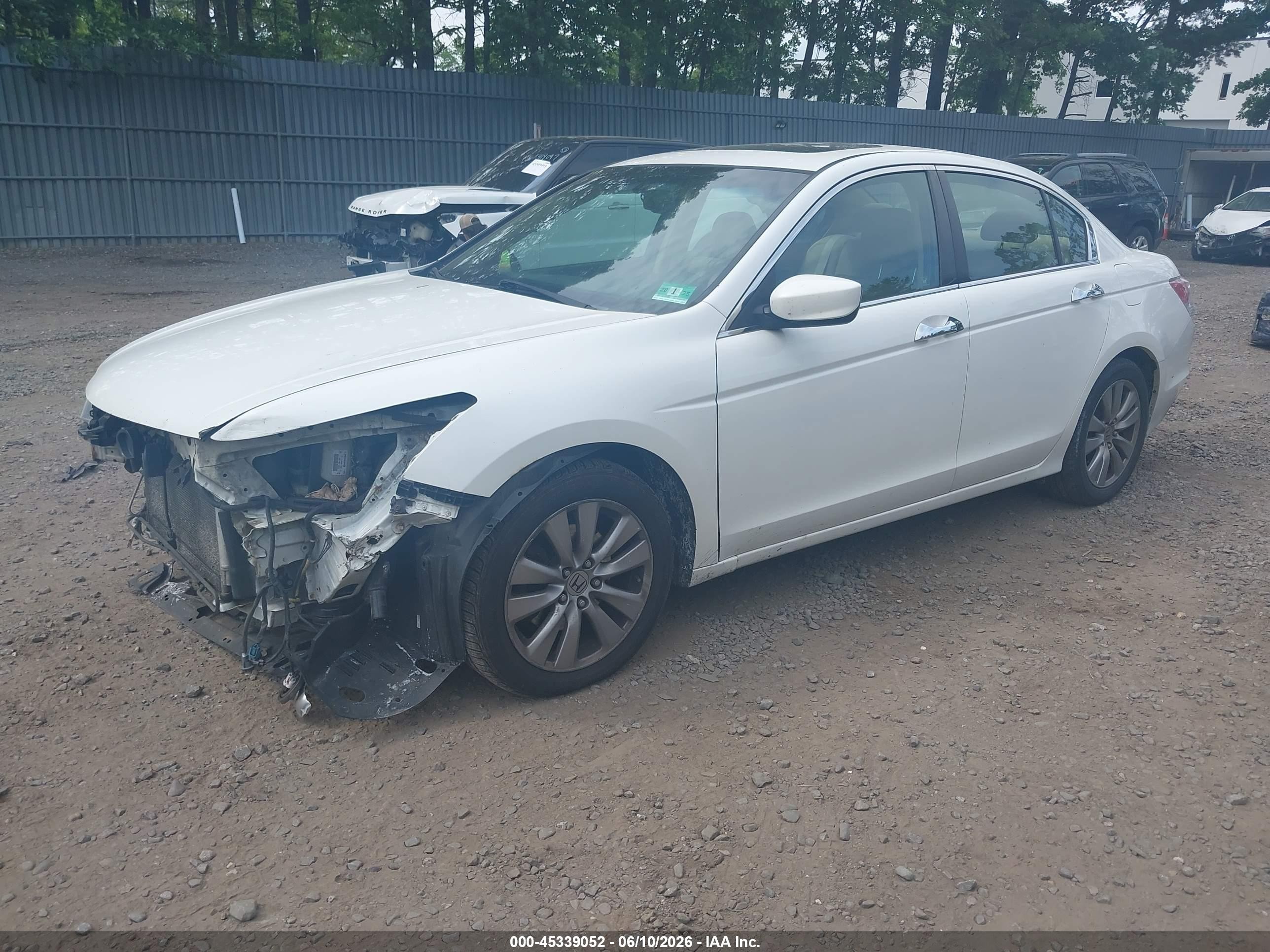 2012 Honda Accord 3.5 Ex-l White vin: 1HGCP3F82CA000279