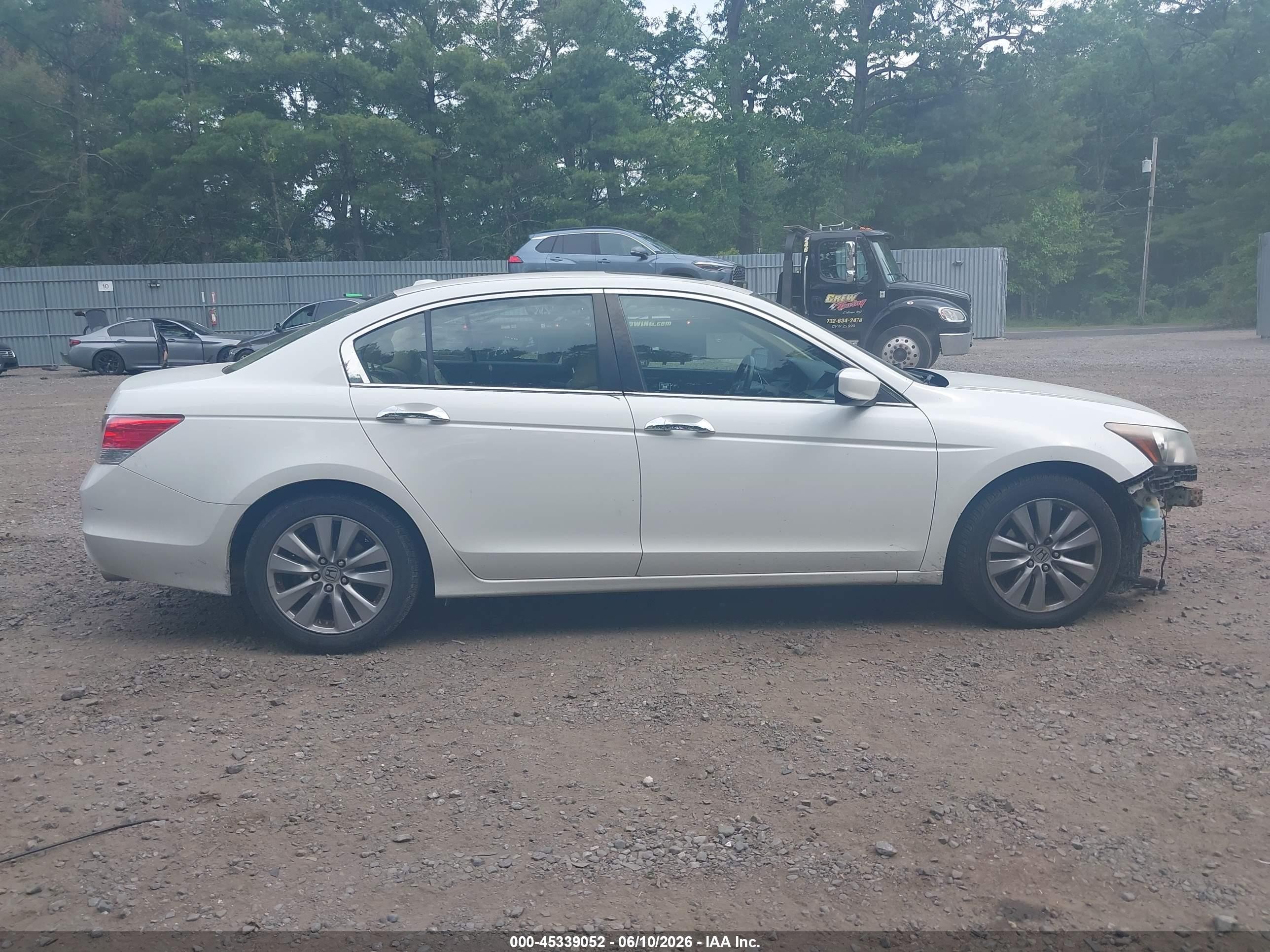 2012 Honda Accord 3.5 Ex-l White vin: 1HGCP3F82CA000279