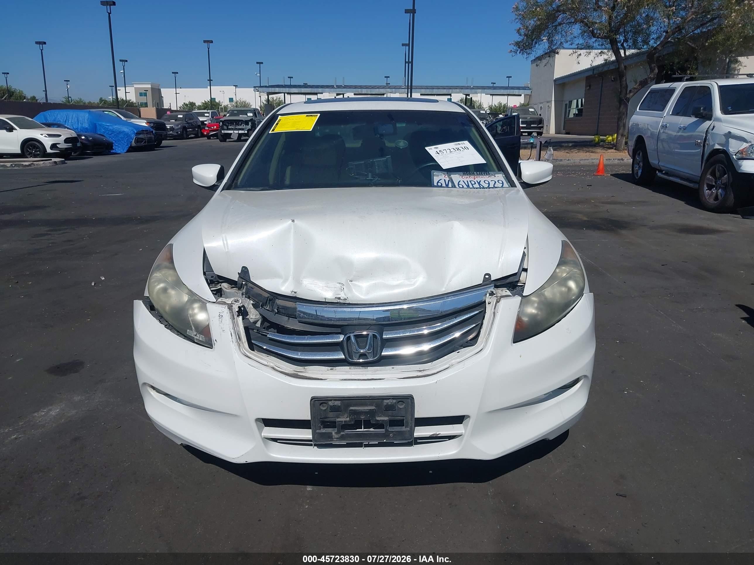 2012 Honda Accord 3.5 Ex-l White vin: 1HGCP3F82CA010052