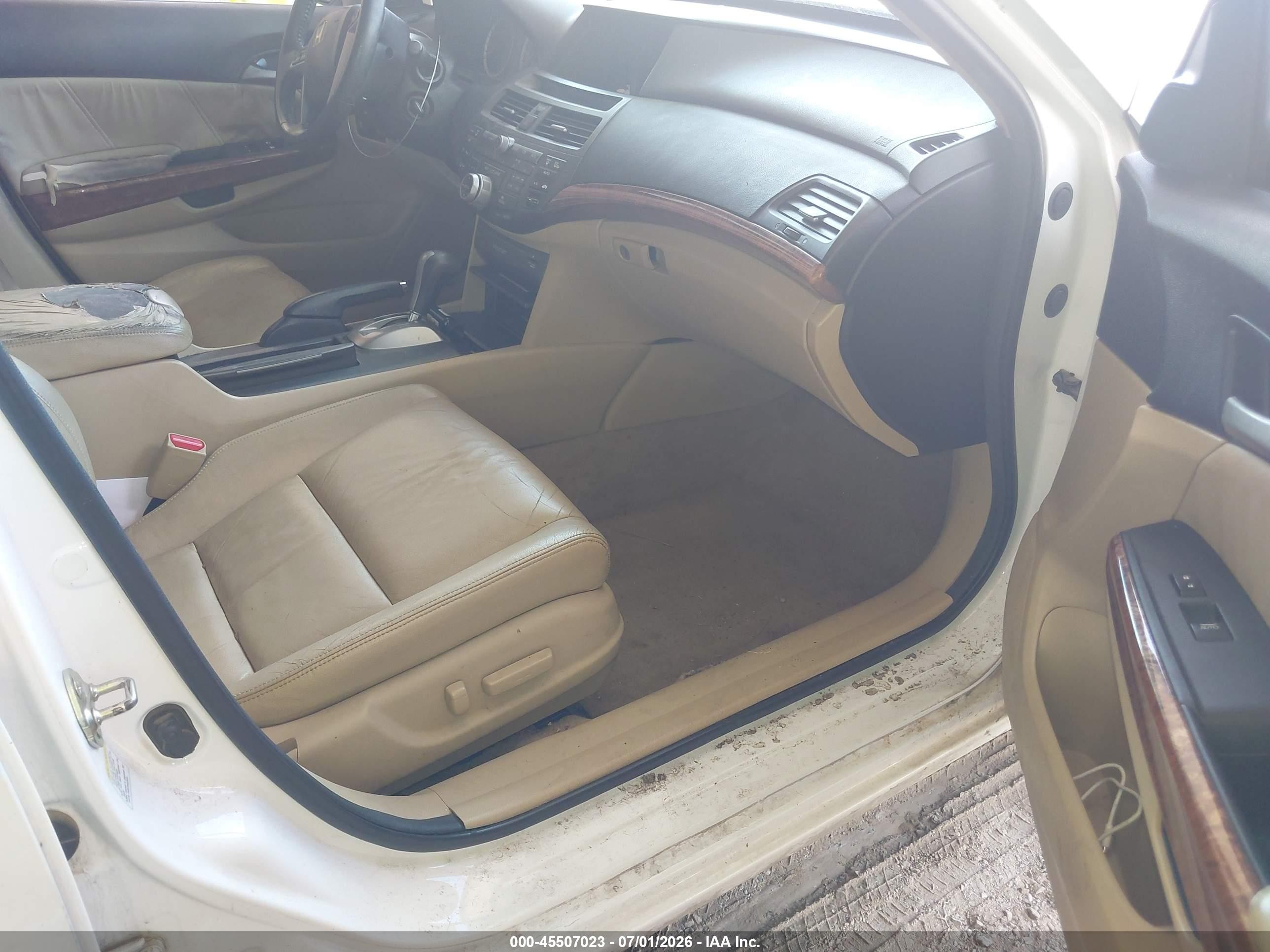2012 Honda Accord 3.5 Ex-l White vin: 1HGCP3F82CA033413