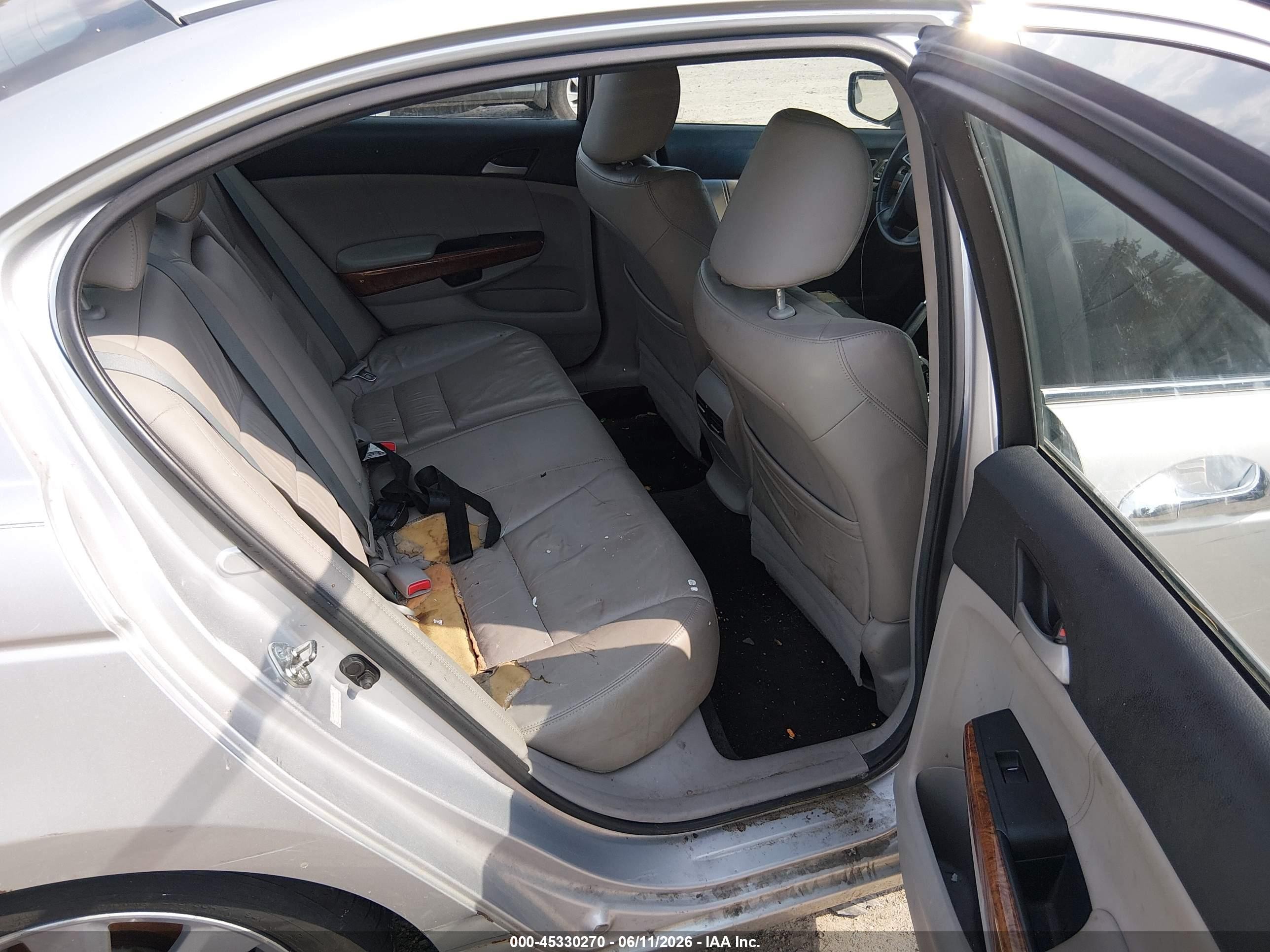 2012 Honda Accord 3.5 Ex-l Silver vin: 1HGCP3F82CA034125