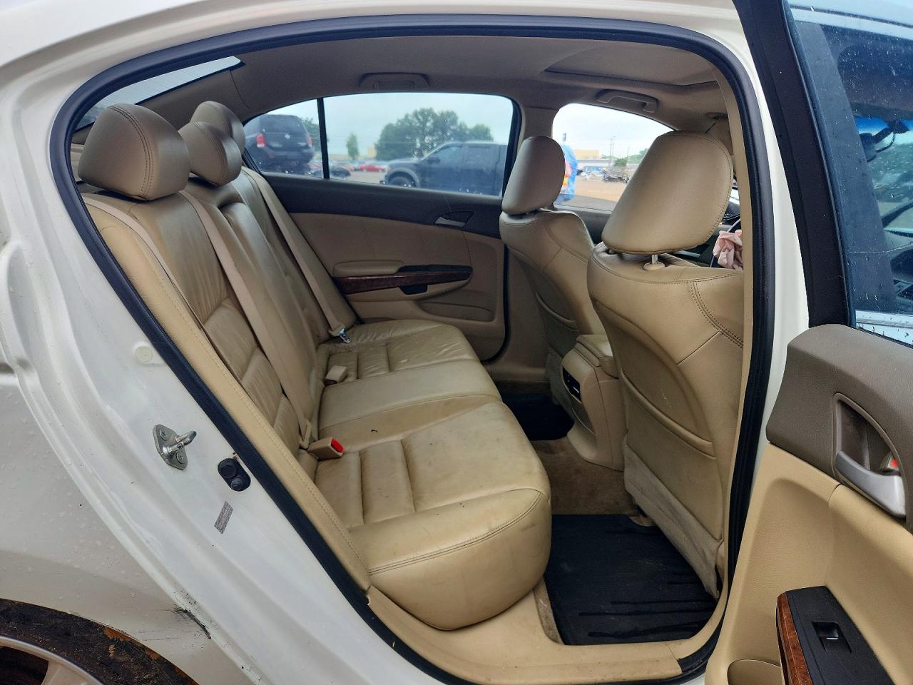 2010 Honda Accord Exl White vin: 1HGCP3F83AA001406