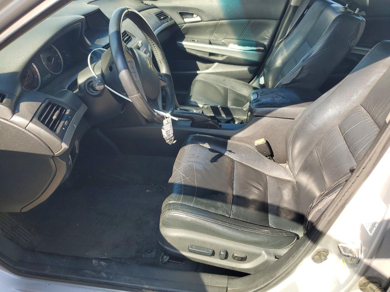 2010 Honda Accord Exl Silver vin: 1HGCP3F83AA006492