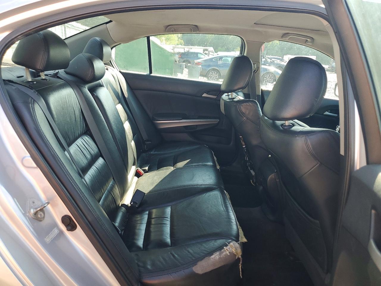 2010 Honda Accord Exl Silver vin: 1HGCP3F83AA006492