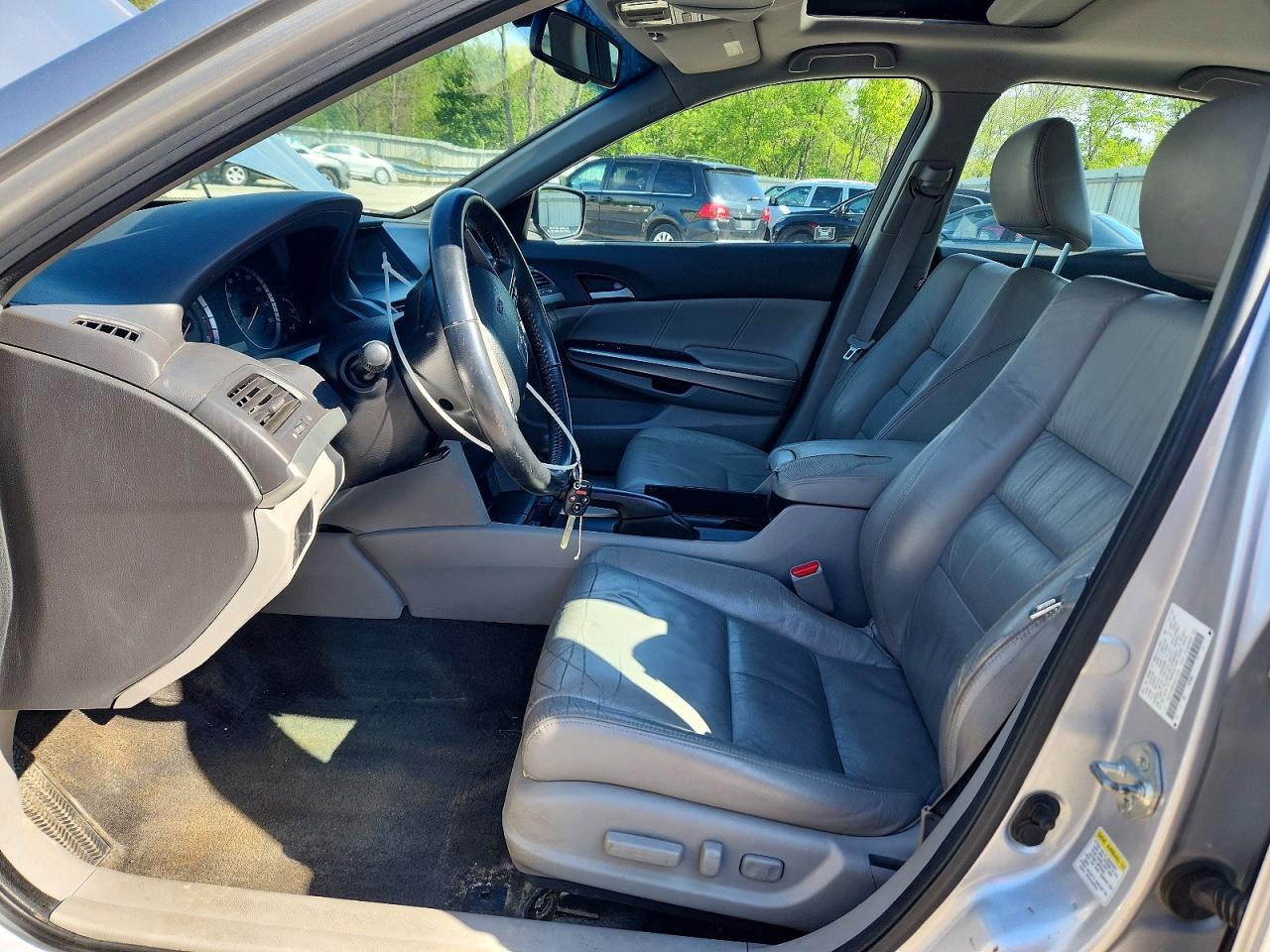 2010 Honda Accord Exl Silver vin: 1HGCP3F83AA011336
