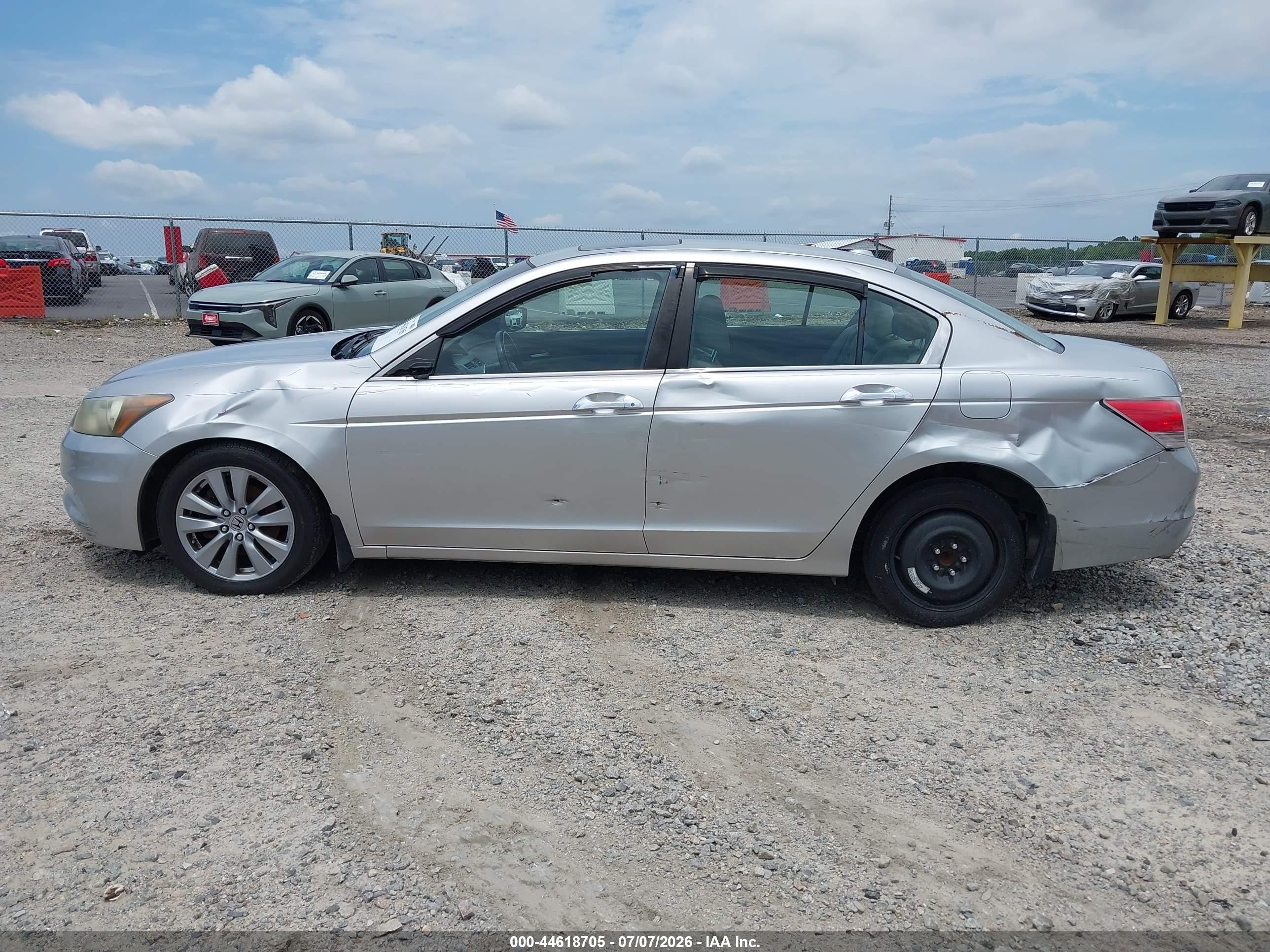 2011 Honda Accord 3.5 Ex-l Silver vin: 1HGCP3F83BA014271