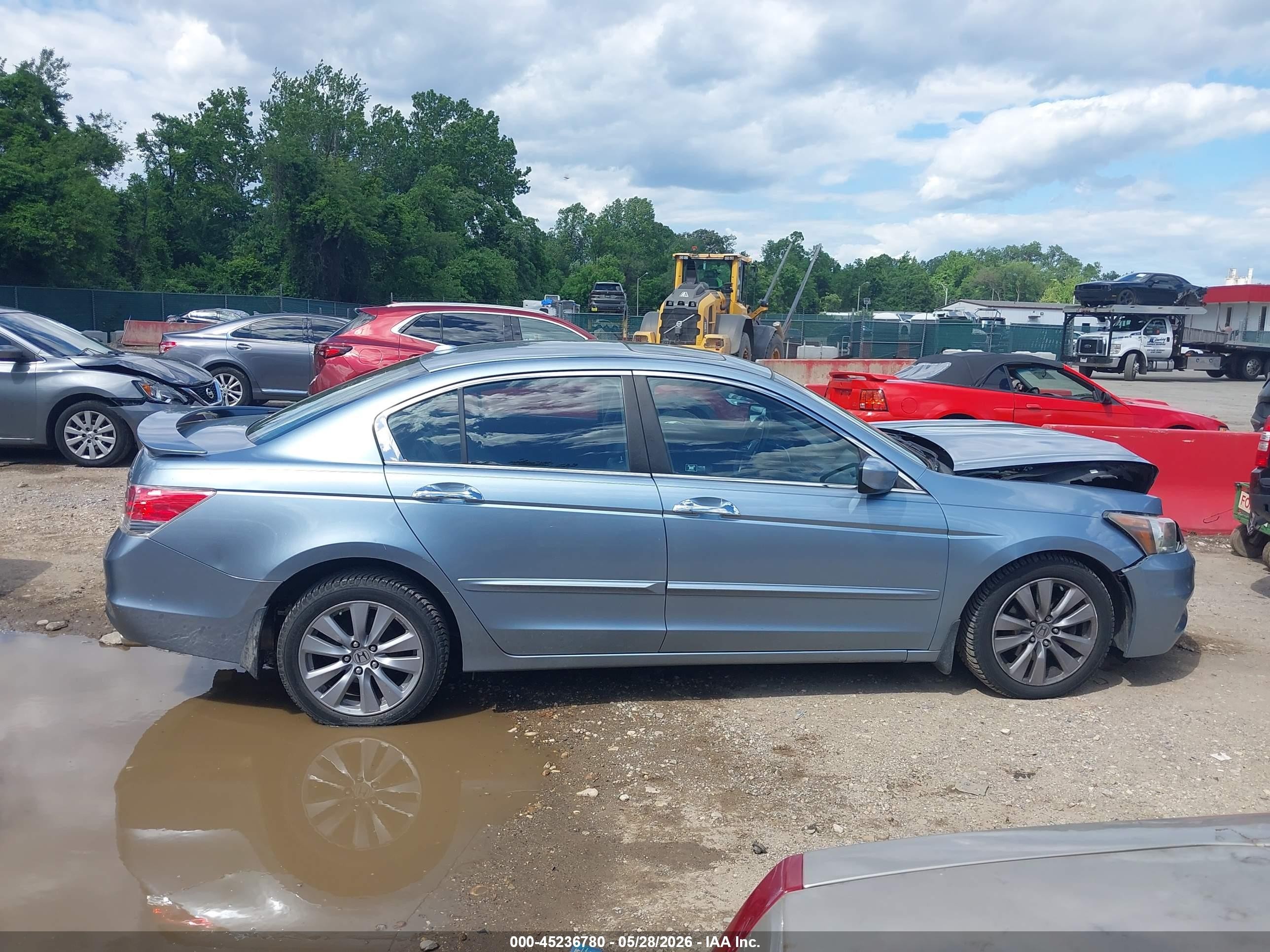 2011 Honda Accord 3.5 Ex-l Light Blue vin: 1HGCP3F83BA014397
