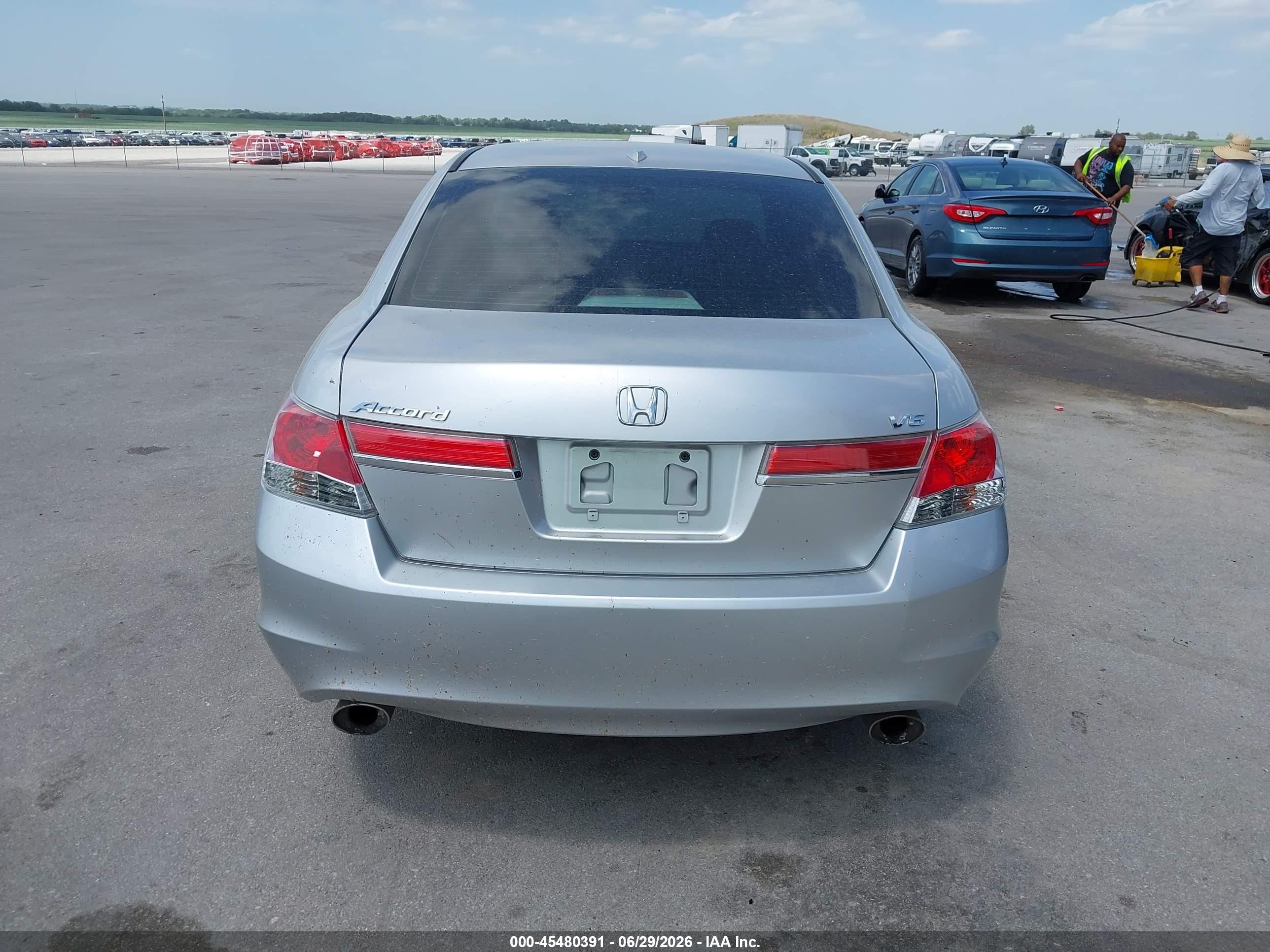 2011 Honda Accord 3.5 Ex-l Silver vin: 1HGCP3F83BA016568