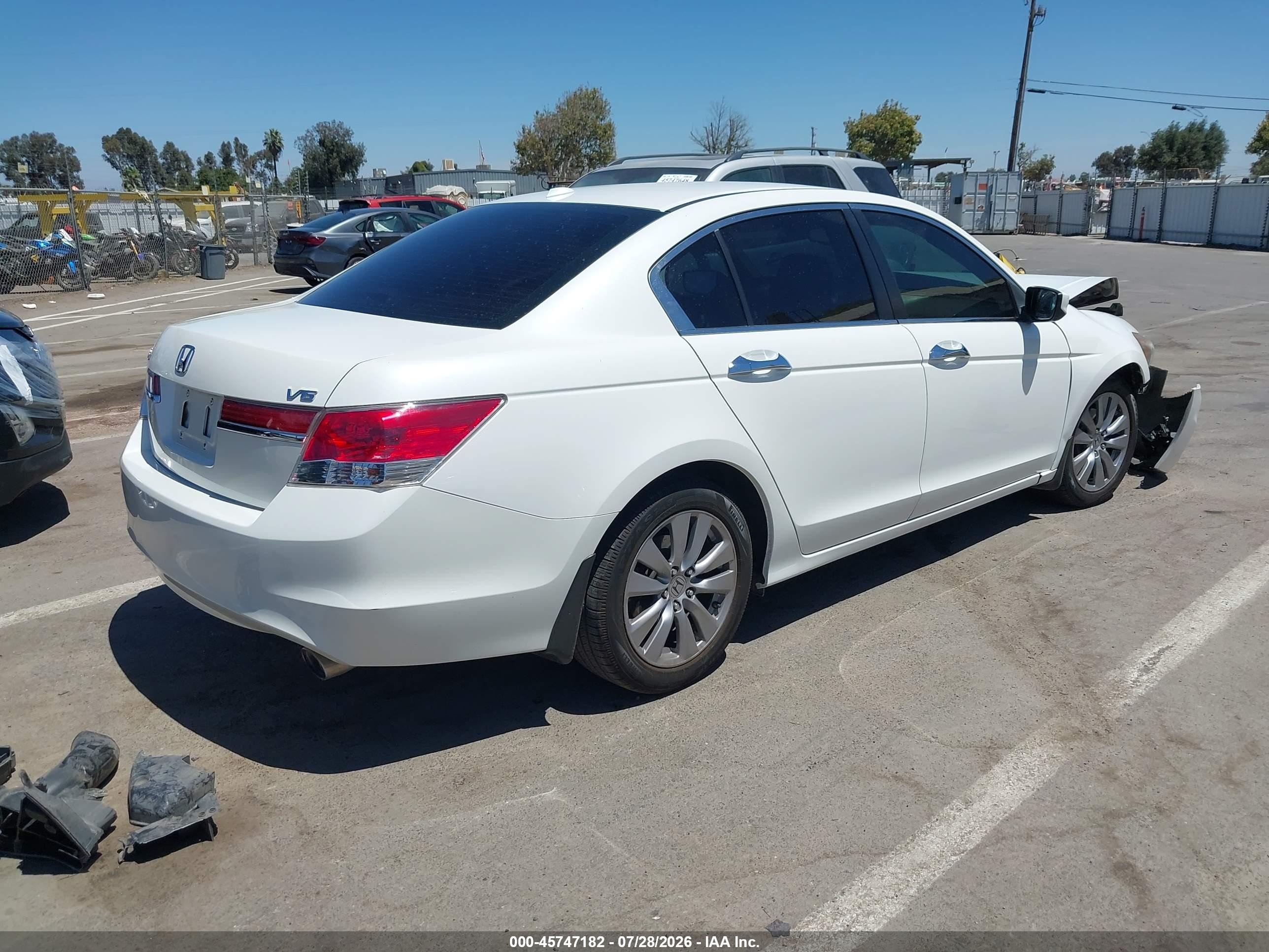 2011 Honda Accord 3.5 Ex-l White vin: 1HGCP3F83BA029613