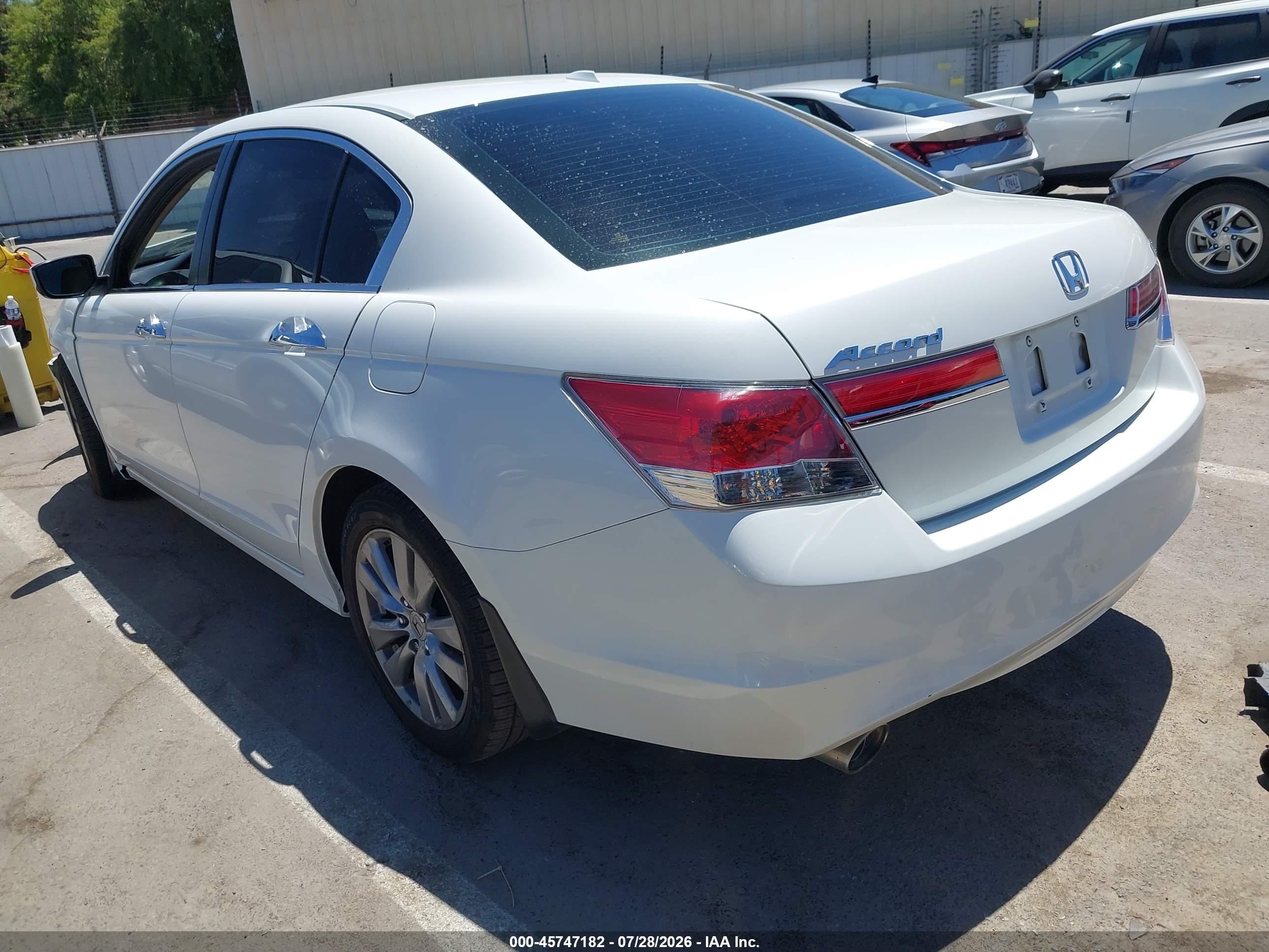 2011 Honda Accord 3.5 Ex-l White vin: 1HGCP3F83BA029613