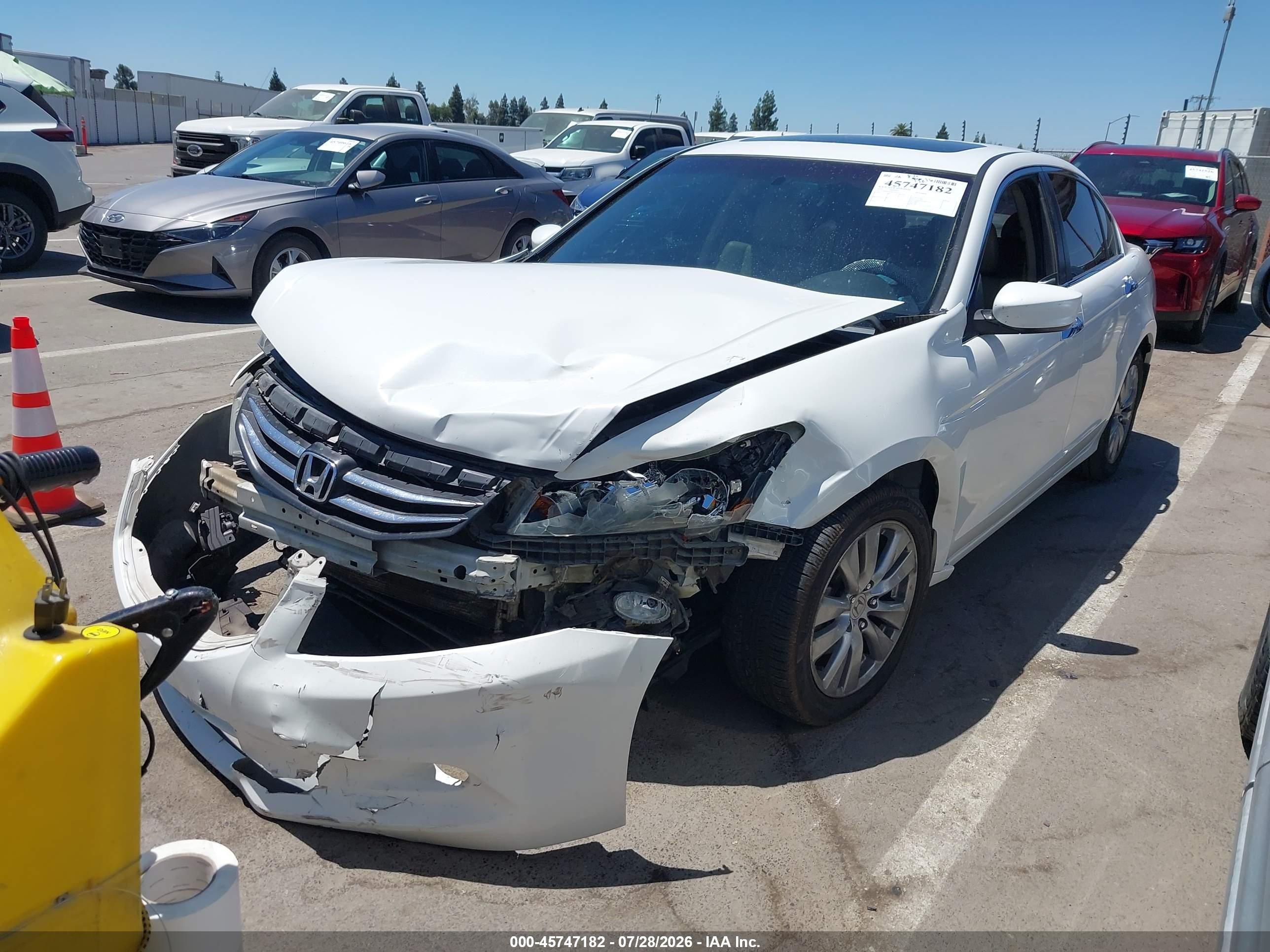 2011 Honda Accord 3.5 Ex-l White vin: 1HGCP3F83BA029613