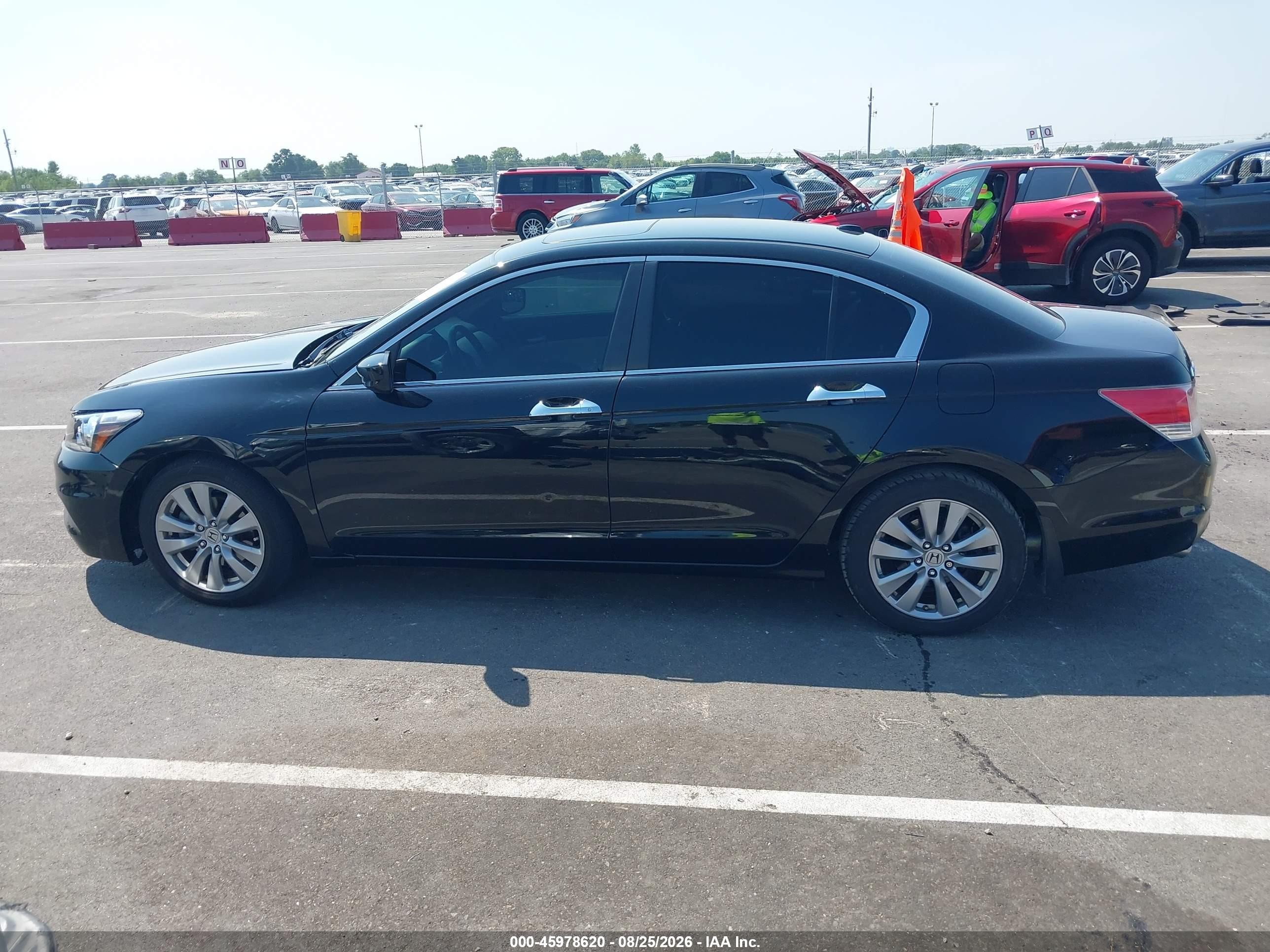2012 Honda Accord 3.5 Ex-l Black vin: 1HGCP3F83CA025725