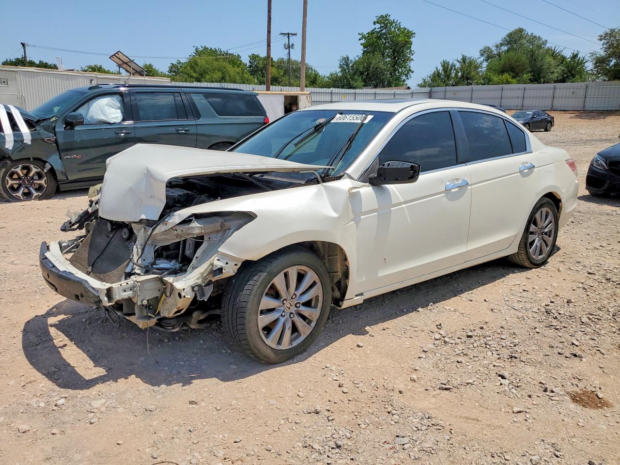 2011 Honda Accord Exl White vin: 1HGCP3F84BA000217