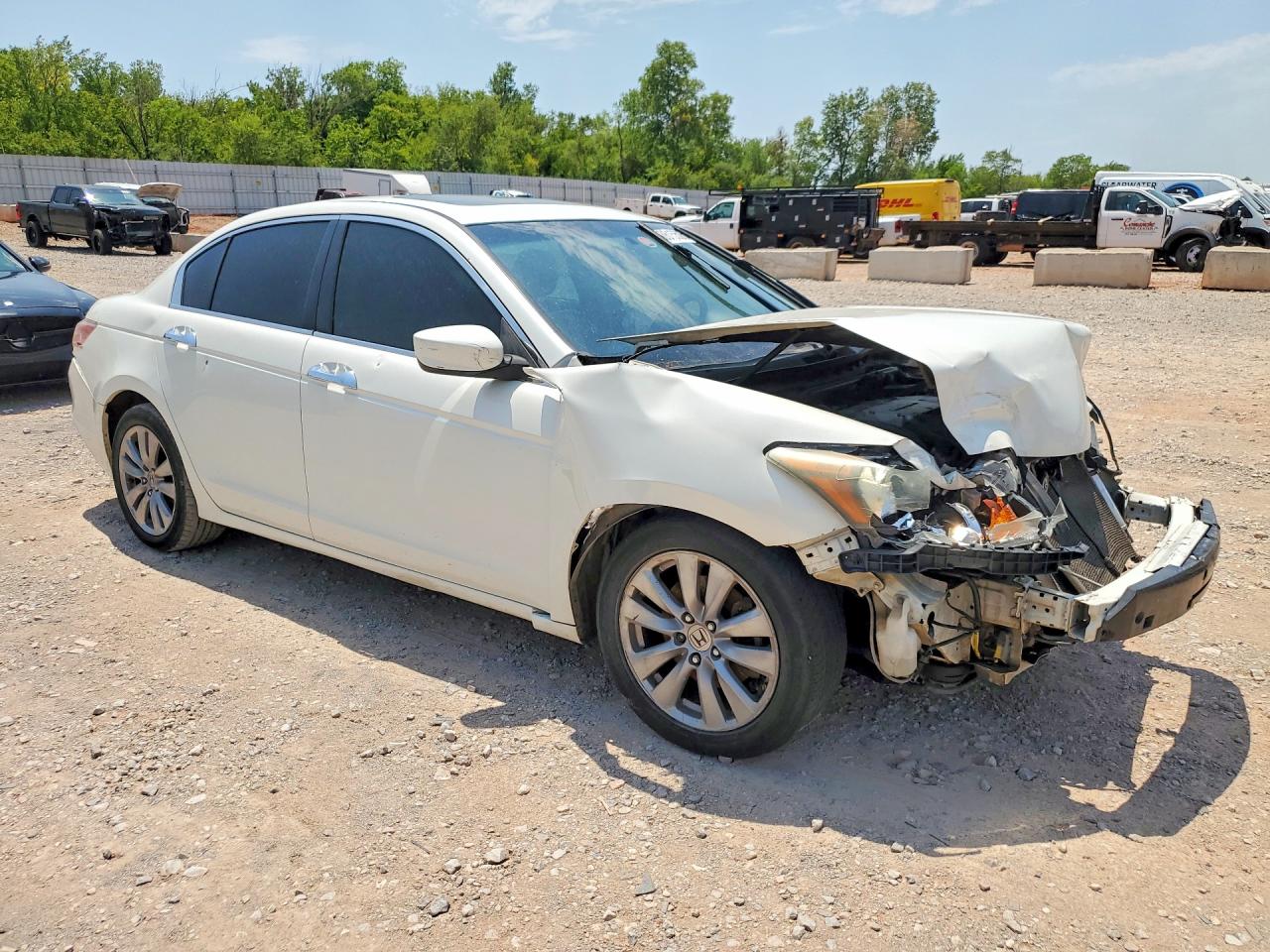 2011 Honda Accord Exl White vin: 1HGCP3F84BA000217