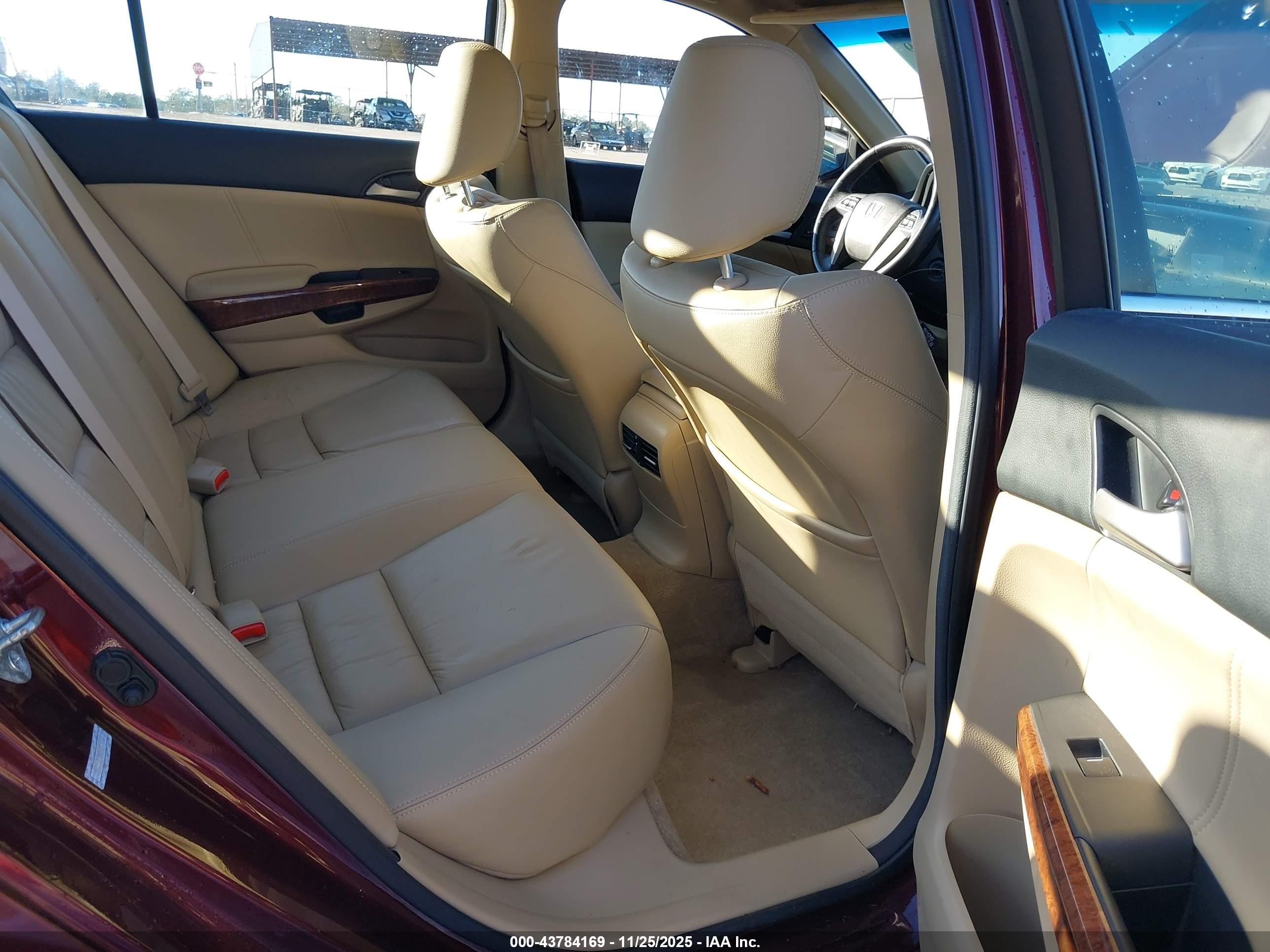 2011 Honda Accord 3.5 Ex-l Burgundy vin: 1HGCP3F84BA007832