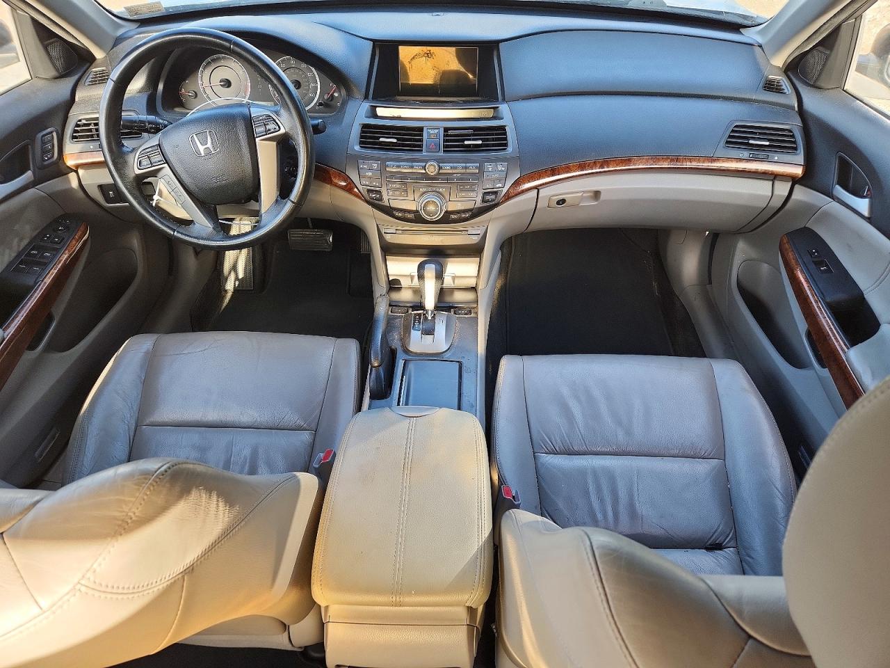 2011 Honda Accord Exl Silver vin: 1HGCP3F84BA019821