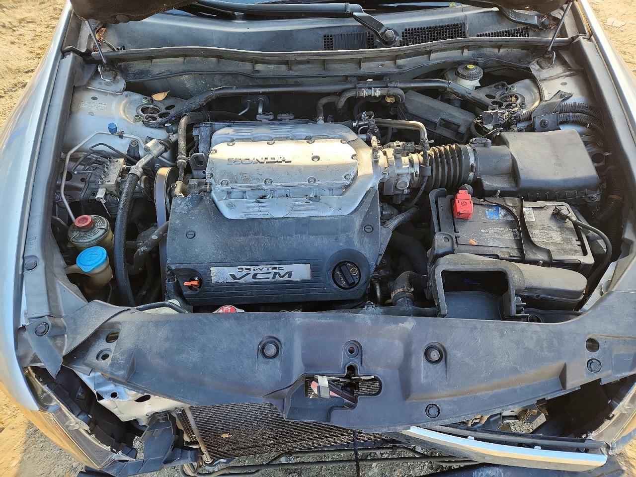2011 Honda Accord Exl Silver vin: 1HGCP3F84BA019821