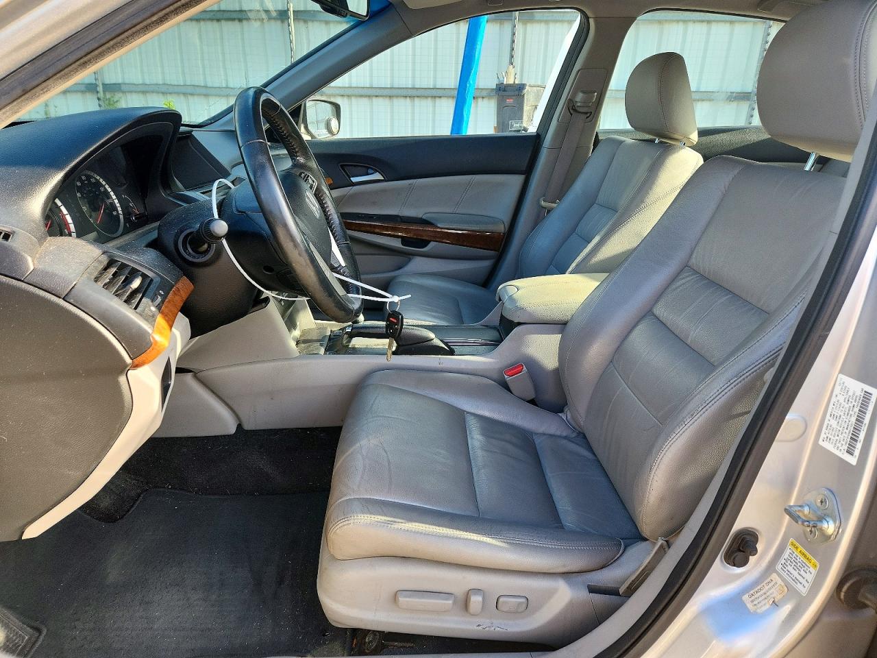2011 Honda Accord Exl Silver vin: 1HGCP3F84BA019821