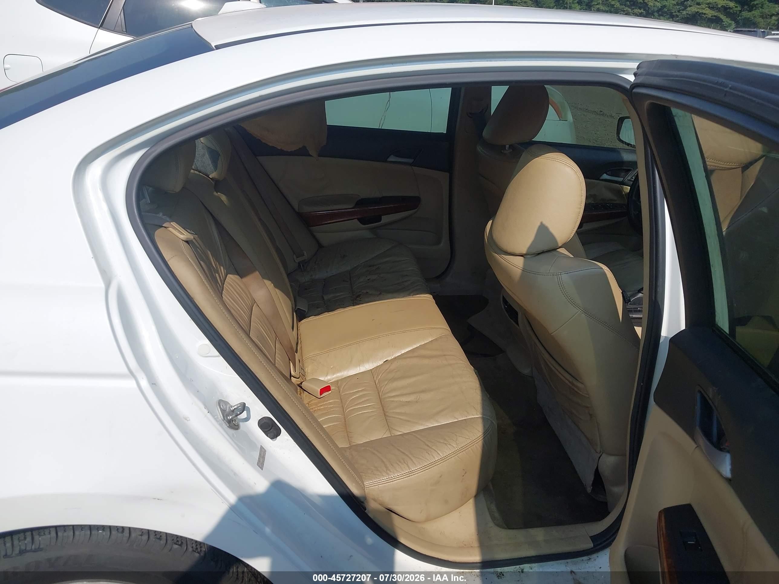 2011 Honda Accord 3.5 Ex-l White vin: 1HGCP3F84BA026381