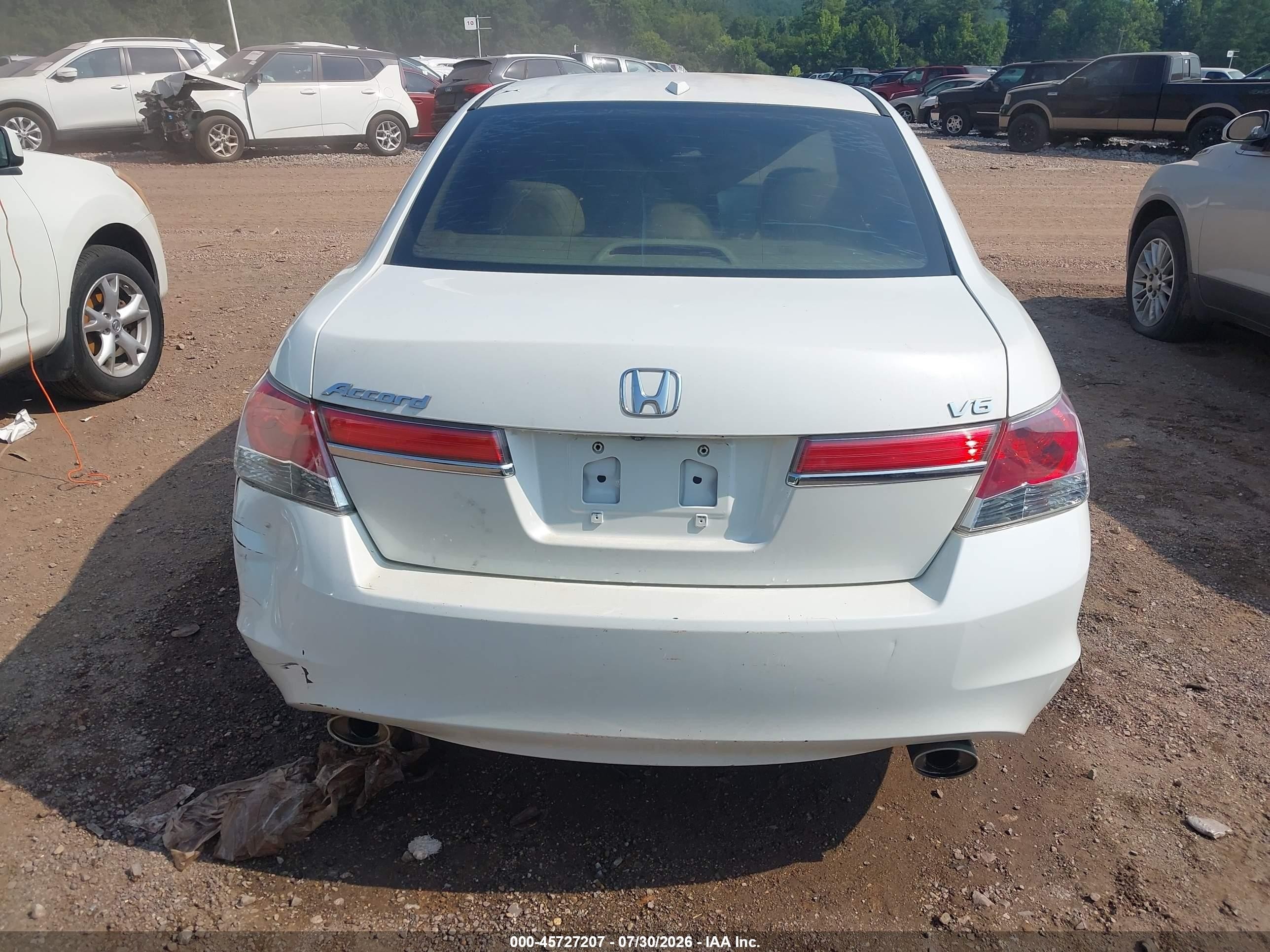 2011 Honda Accord 3.5 Ex-l White vin: 1HGCP3F84BA026381