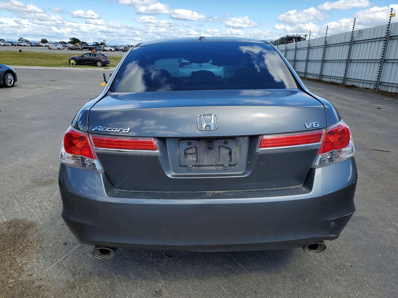 2011 Honda Accord Exl Gray vin: 1HGCP3F84BA027045