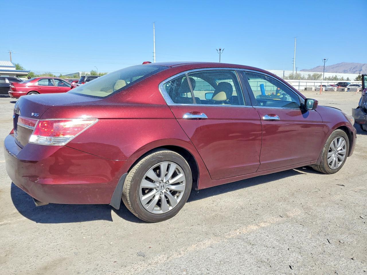 2011 Honda Accord Exl Бордовый vin: 1HGCP3F84BA028633