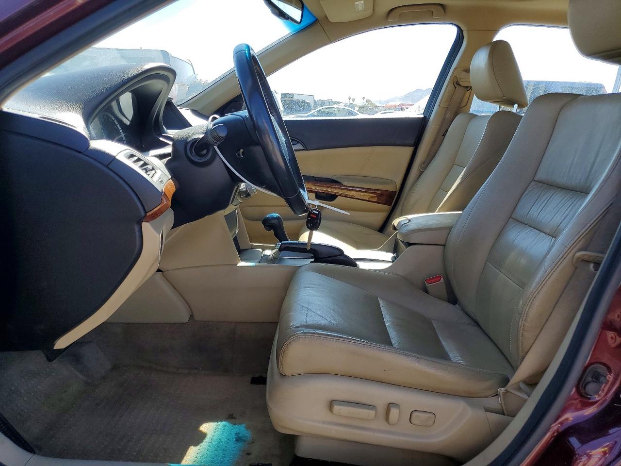2011 Honda Accord Exl Бордовый vin: 1HGCP3F84BA028633
