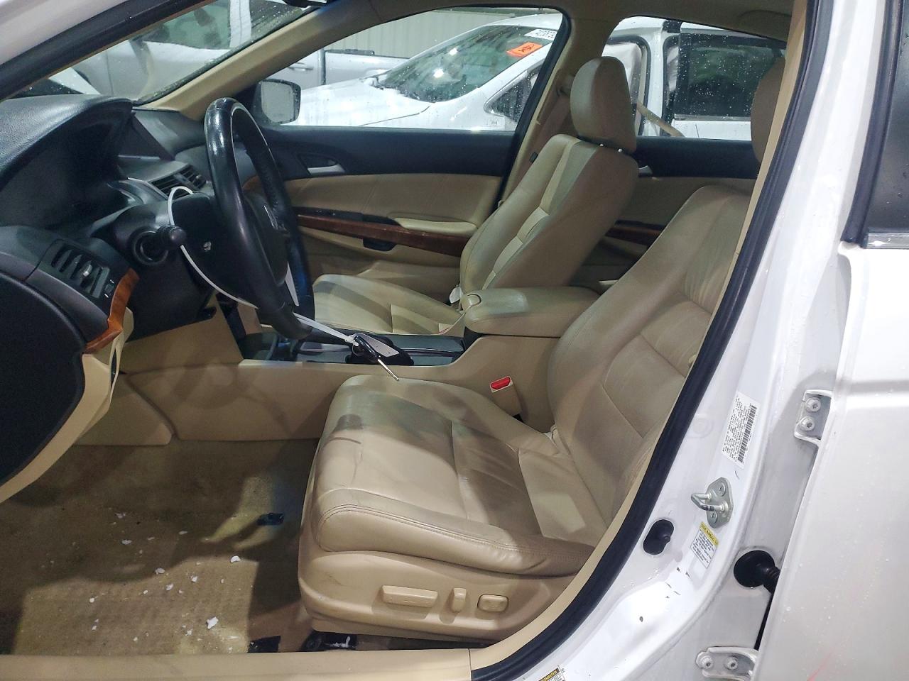 2012 Honda Accord Exl White vin: 1HGCP3F84CA001725