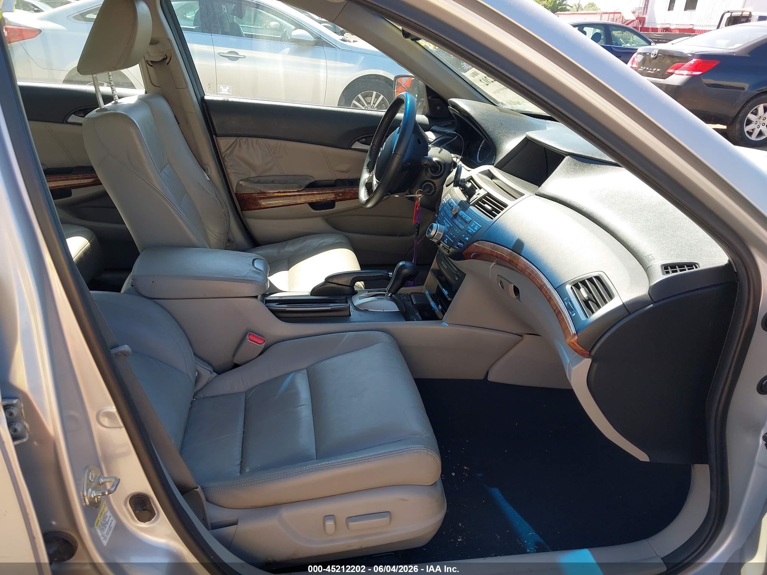 2012 Honda Accord 3.5 Ex-l Silver vin: 1HGCP3F84CA005368