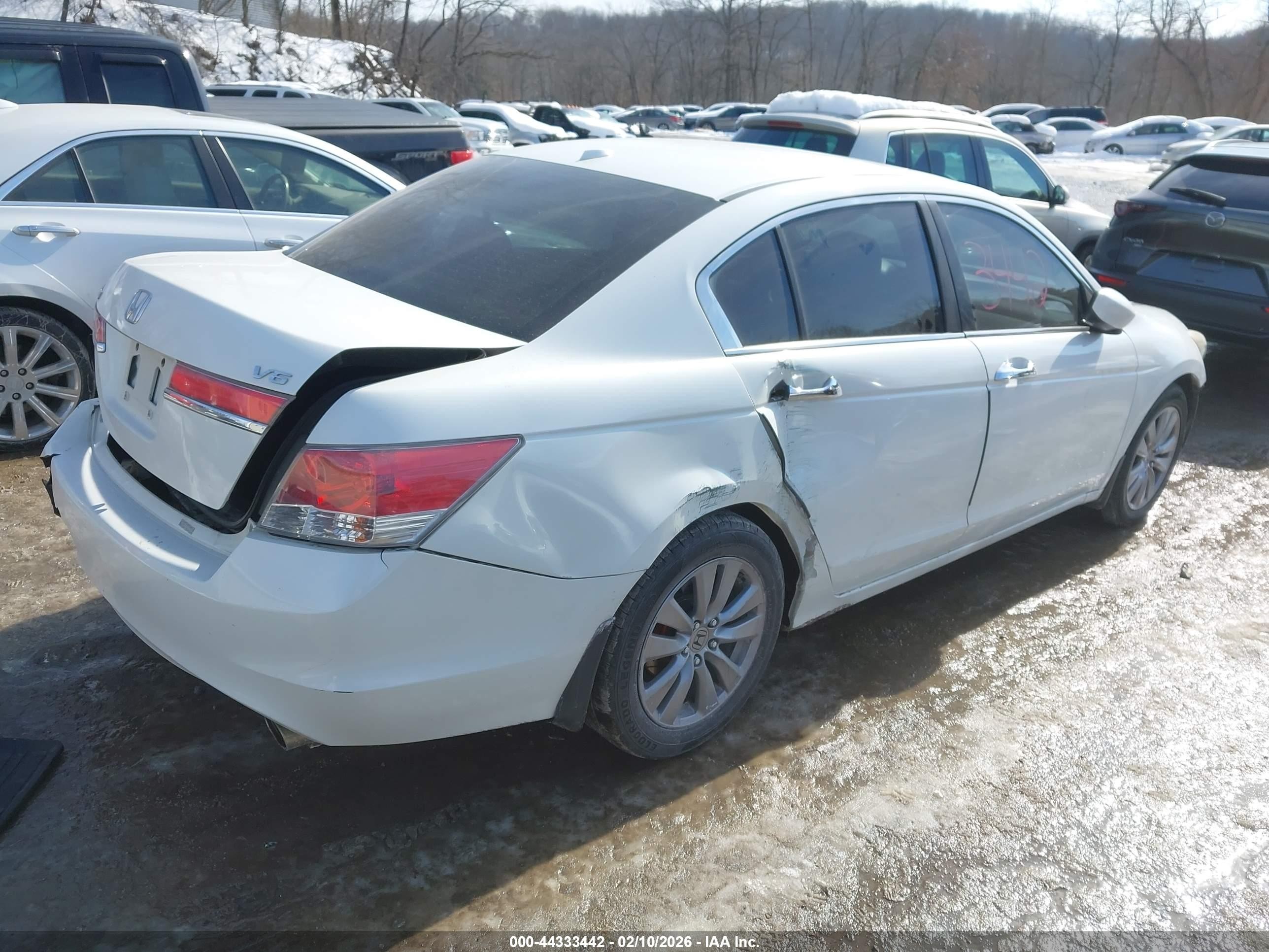 2012 Honda Accord Sdn 3.5 Ex-l/ex-l White vin: 1HGCP3F84CA018945