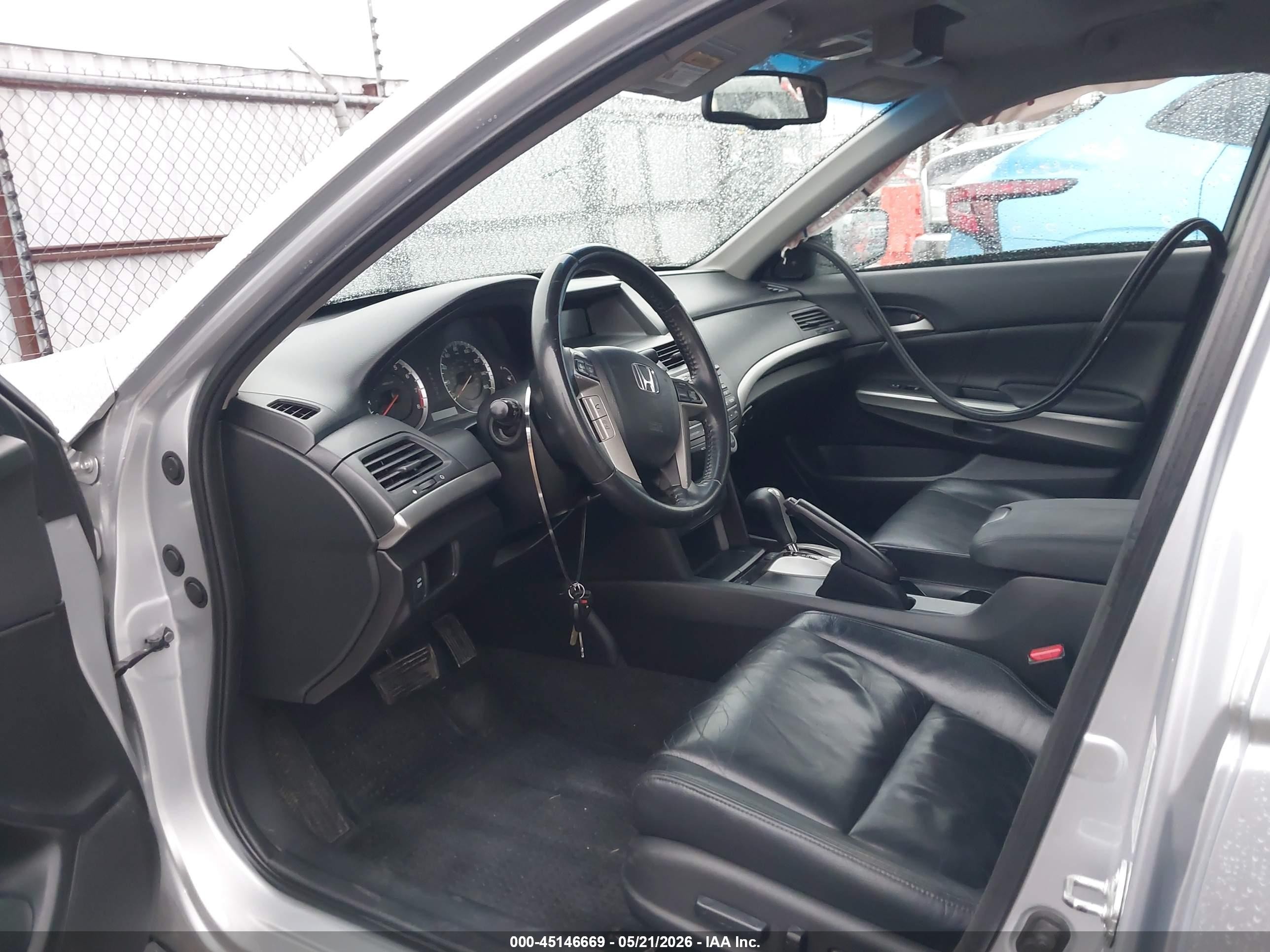 2010 Honda Accord 3.5 Ex-l Silver vin: 1HGCP3F85AA003237