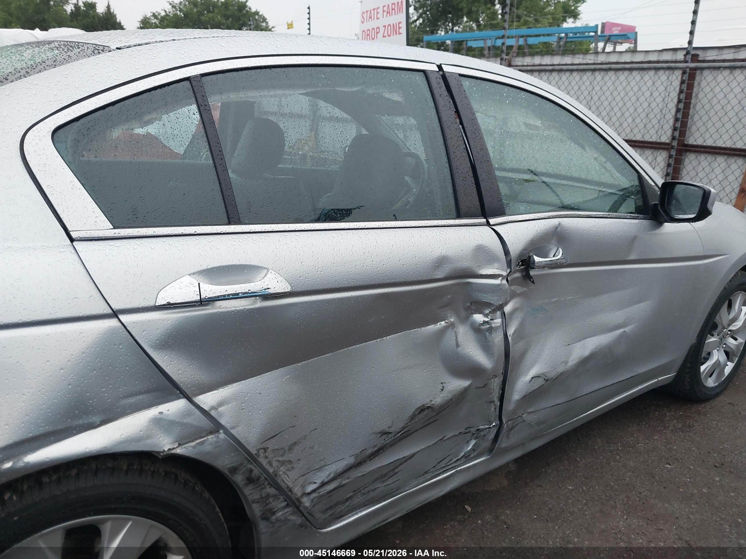 2010 Honda Accord 3.5 Ex-l Silver vin: 1HGCP3F85AA003237
