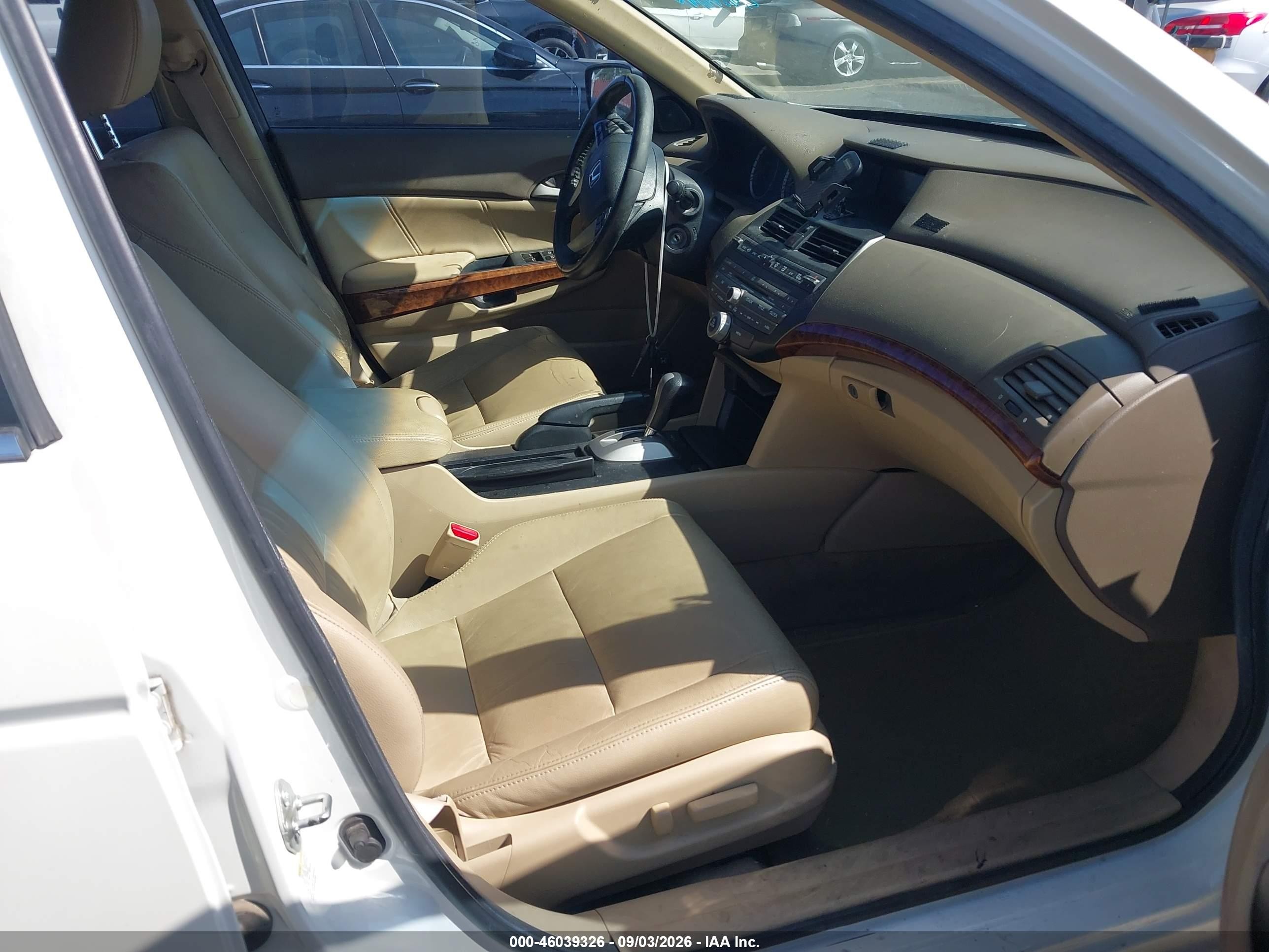 2010 Honda Accord 3.5 Ex-l White vin: 1HGCP3F85AA026467