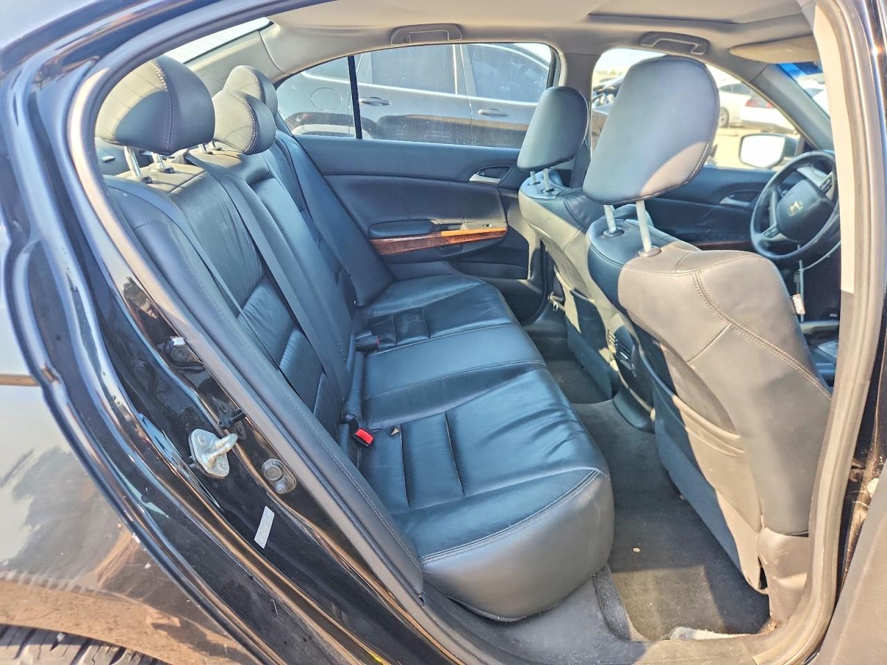 2011 Honda Accord Exl Black vin: 1HGCP3F85BA008956
