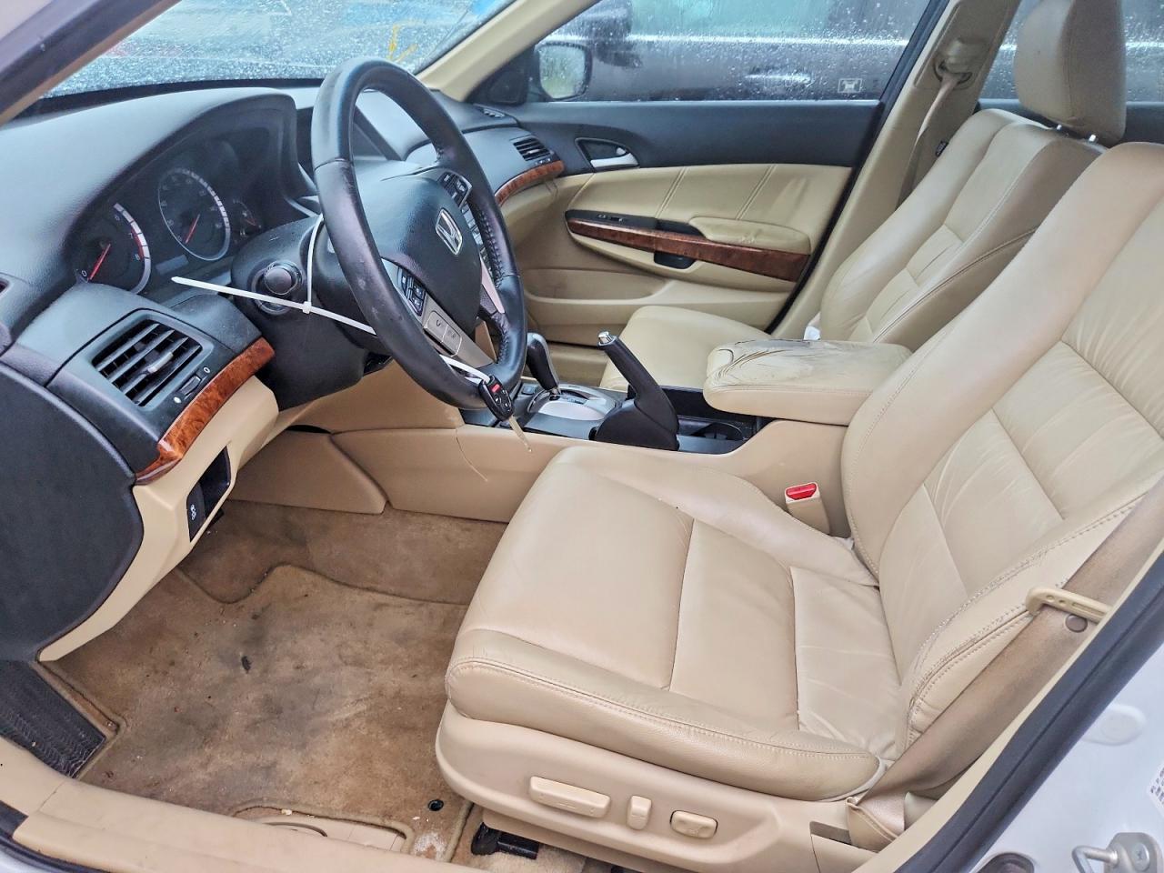 2012 Honda Accord Exl White vin: 1HGCP3F85CA011468