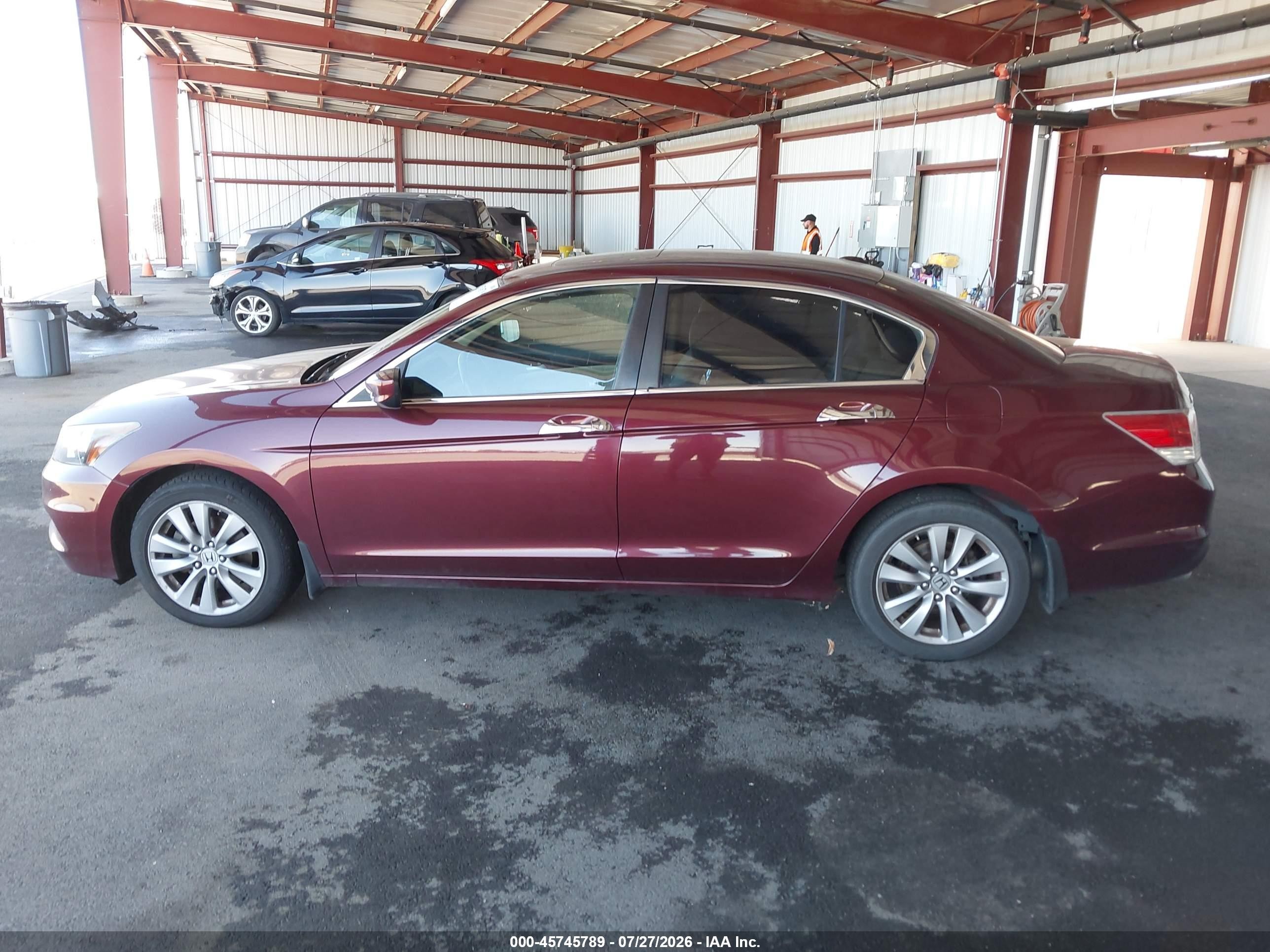 2012 Honda Accord 3.5 Ex-l Бордовый vin: 1HGCP3F85CA016895