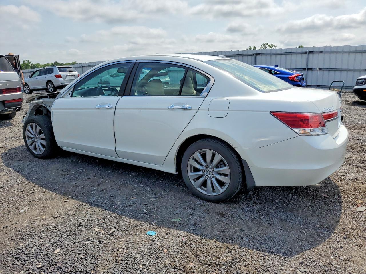 2012 Honda Accord Exl Белый vin: 1HGCP3F85CA027461
